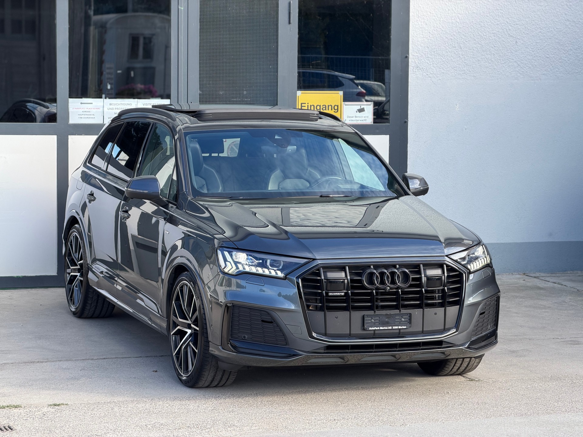 AUDI Q7 50 TDI quattro S Line tiptronic-showroom-element-3