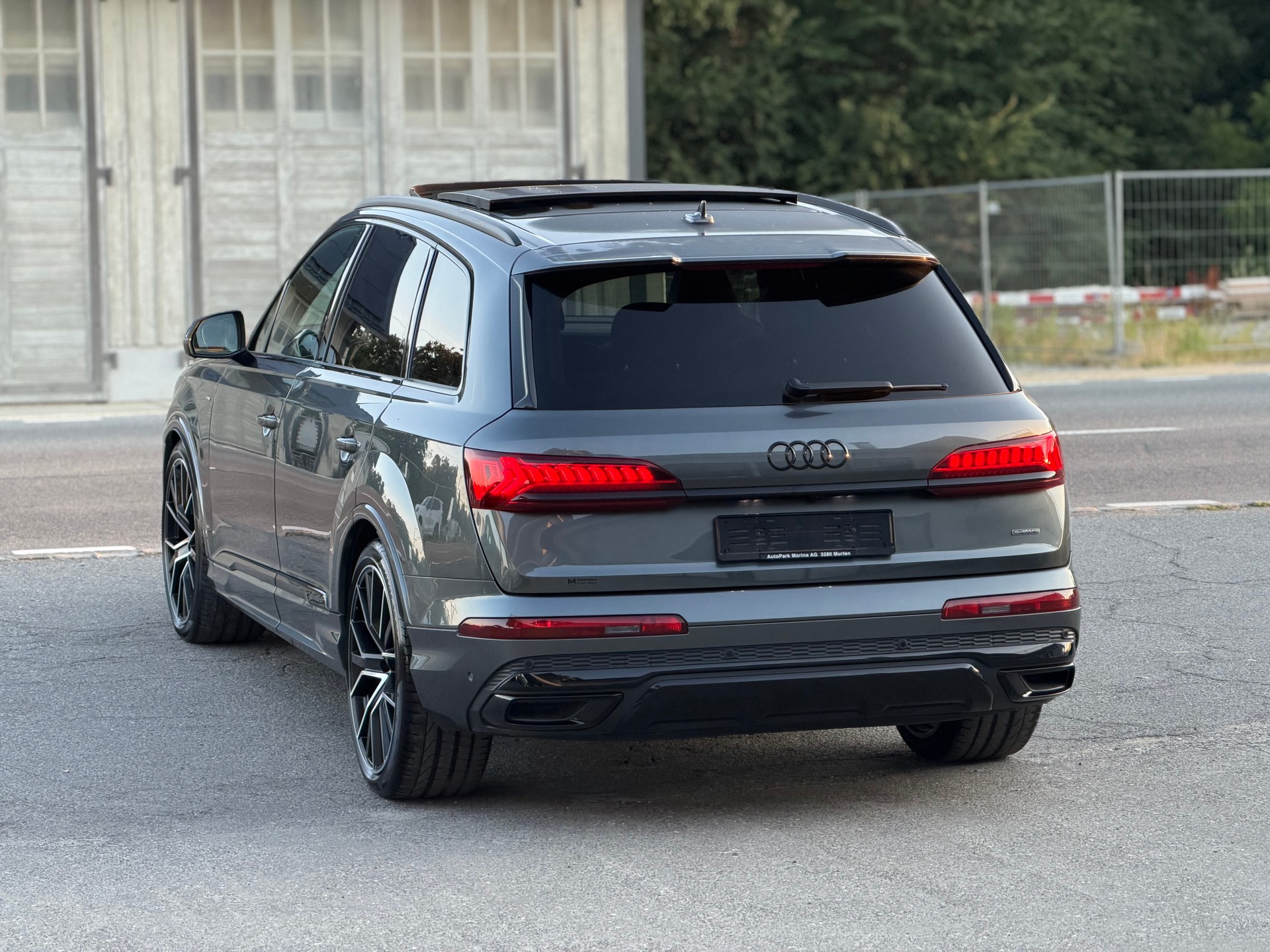 AUDI Q7 50 TDI quattro S Line tiptronic-image-6