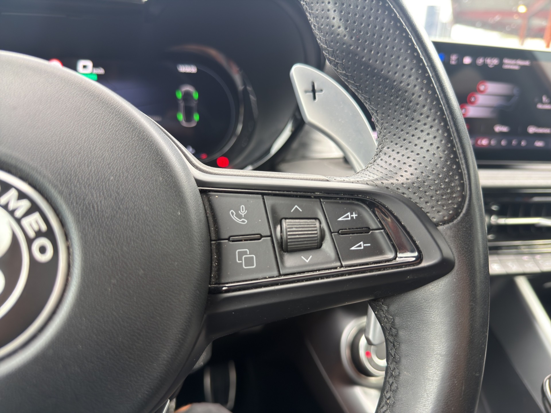 ALFA ROMEO Tonale 1.5 48V Hybrid Speciale-image-38