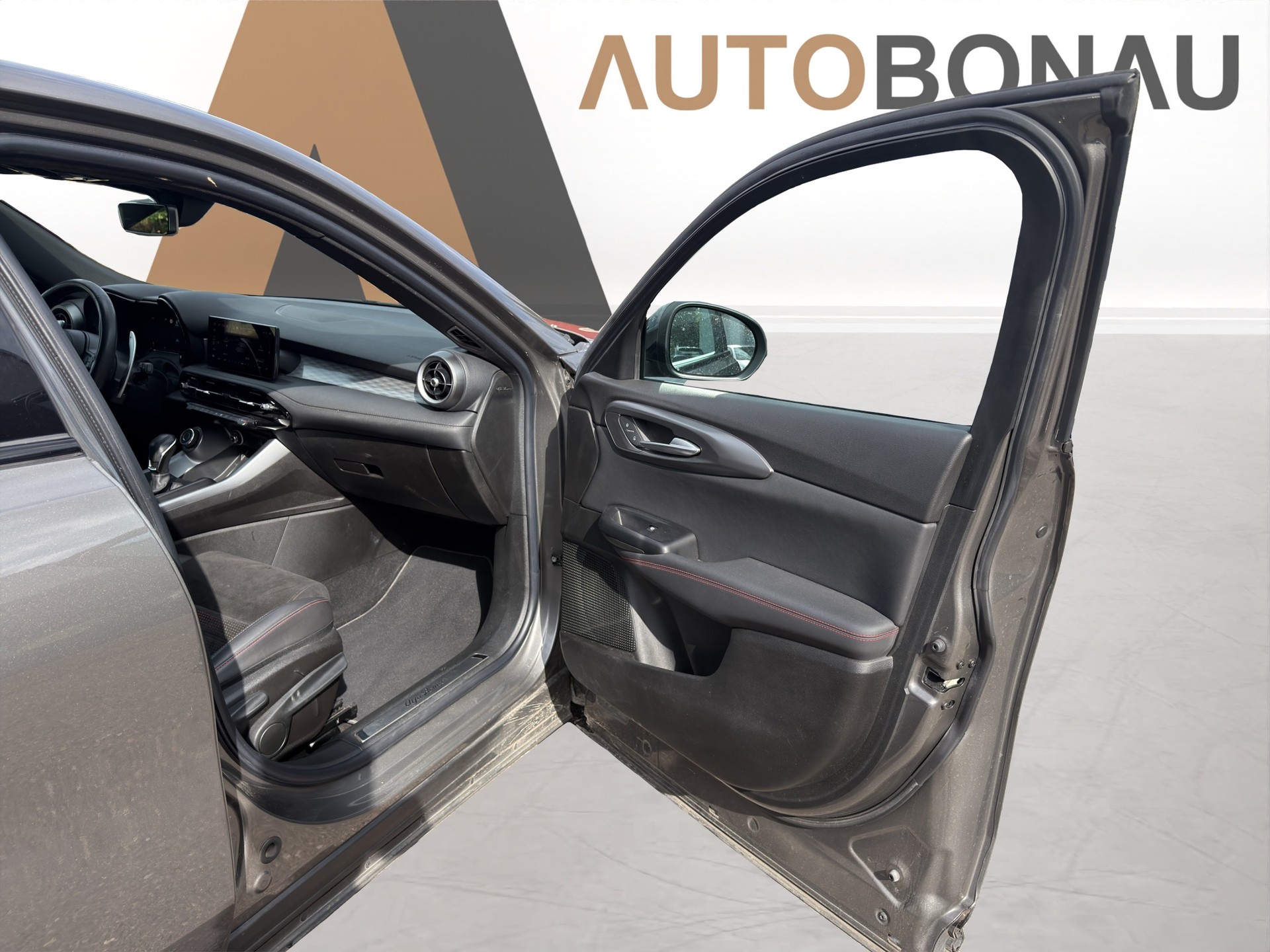 ALFA ROMEO Tonale 1.5 48V Hybrid Speciale-image-13