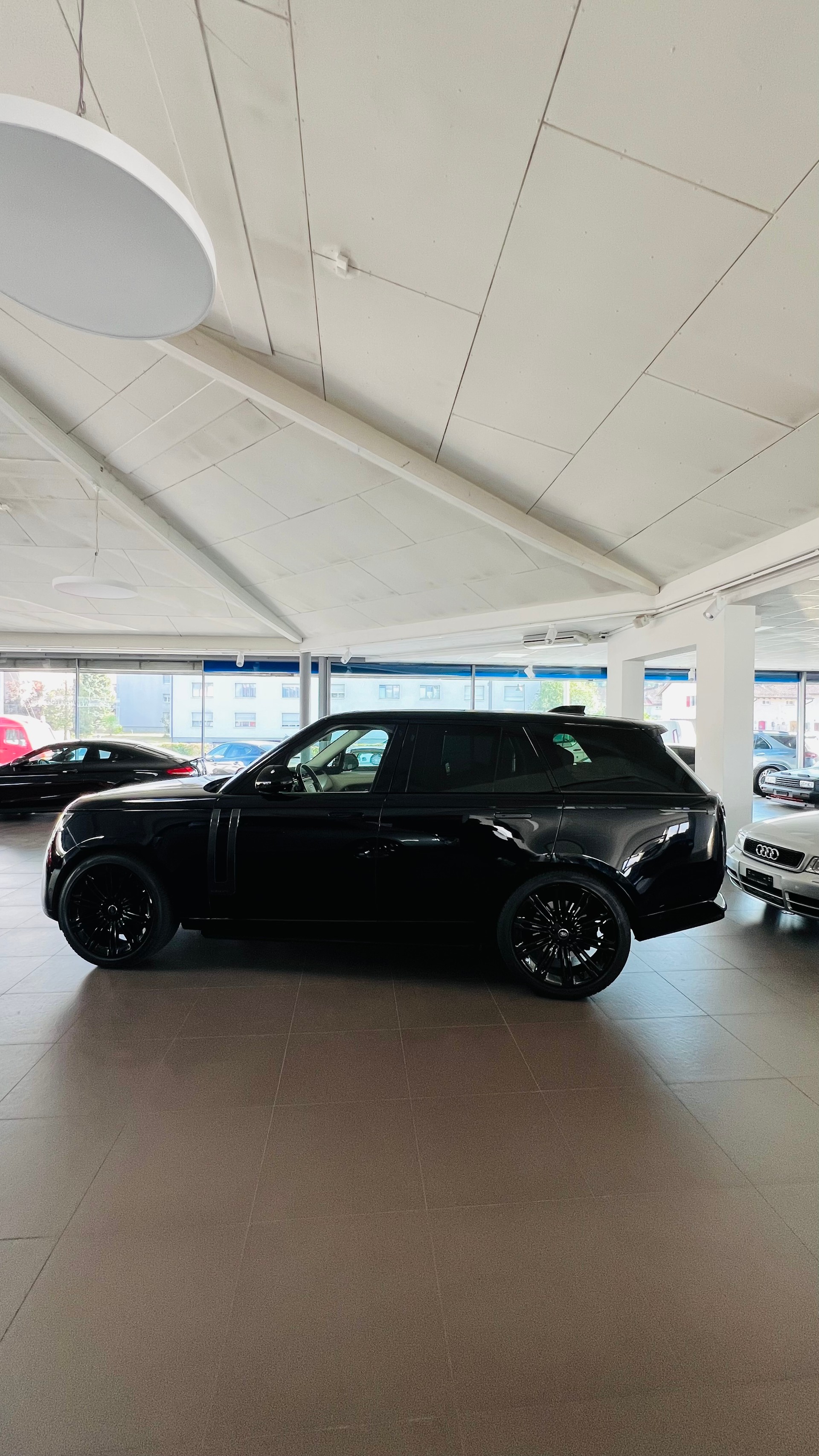 LAND ROVER Range Rover P530 4.4 V8 Autobiography Automatic-showroom-element-3