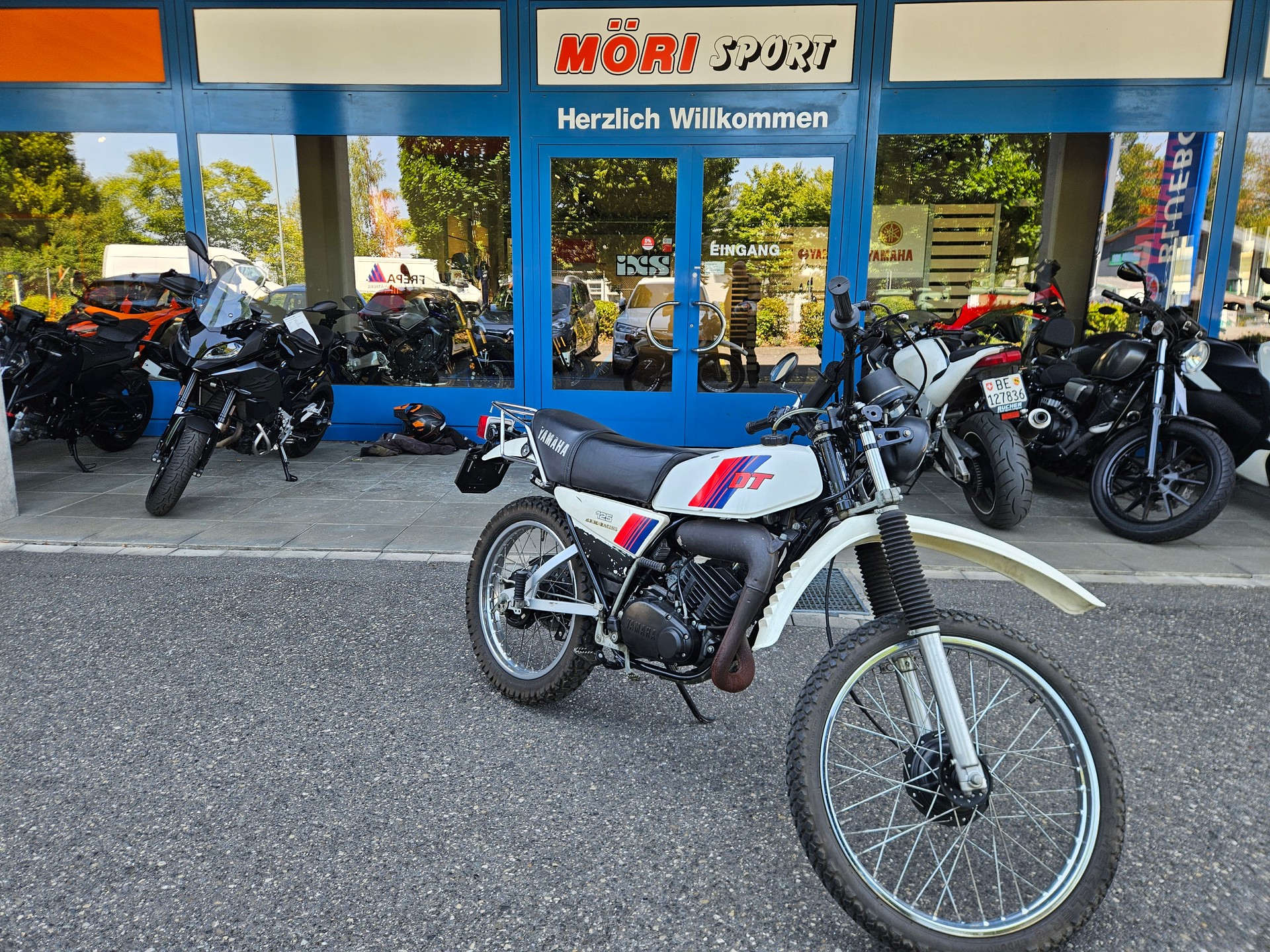YAMAHA DT 125 MX-image-1