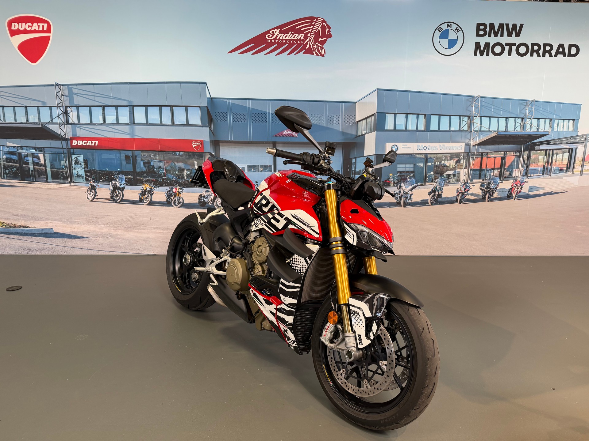 DUCATI Streetfighter V4 S-image-0