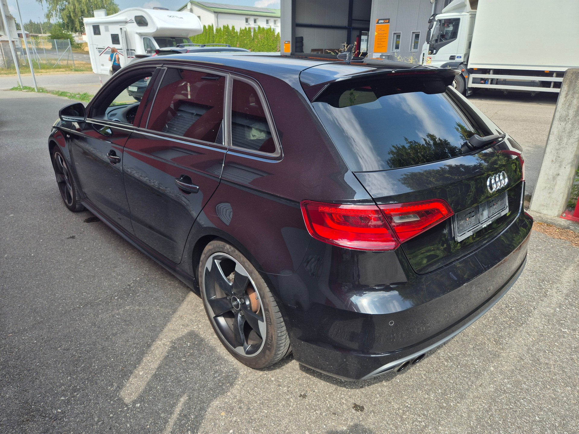 AUDI A3 Sportback 1.4 TFSI Ambition S-tronic-image-11