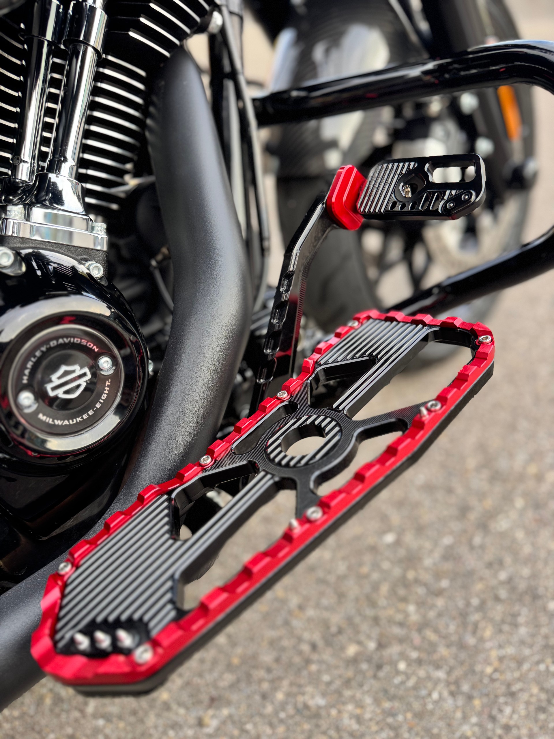 HARLEY-DAVIDSON FLHXS Street Glide Special Black Finish 114-image-6