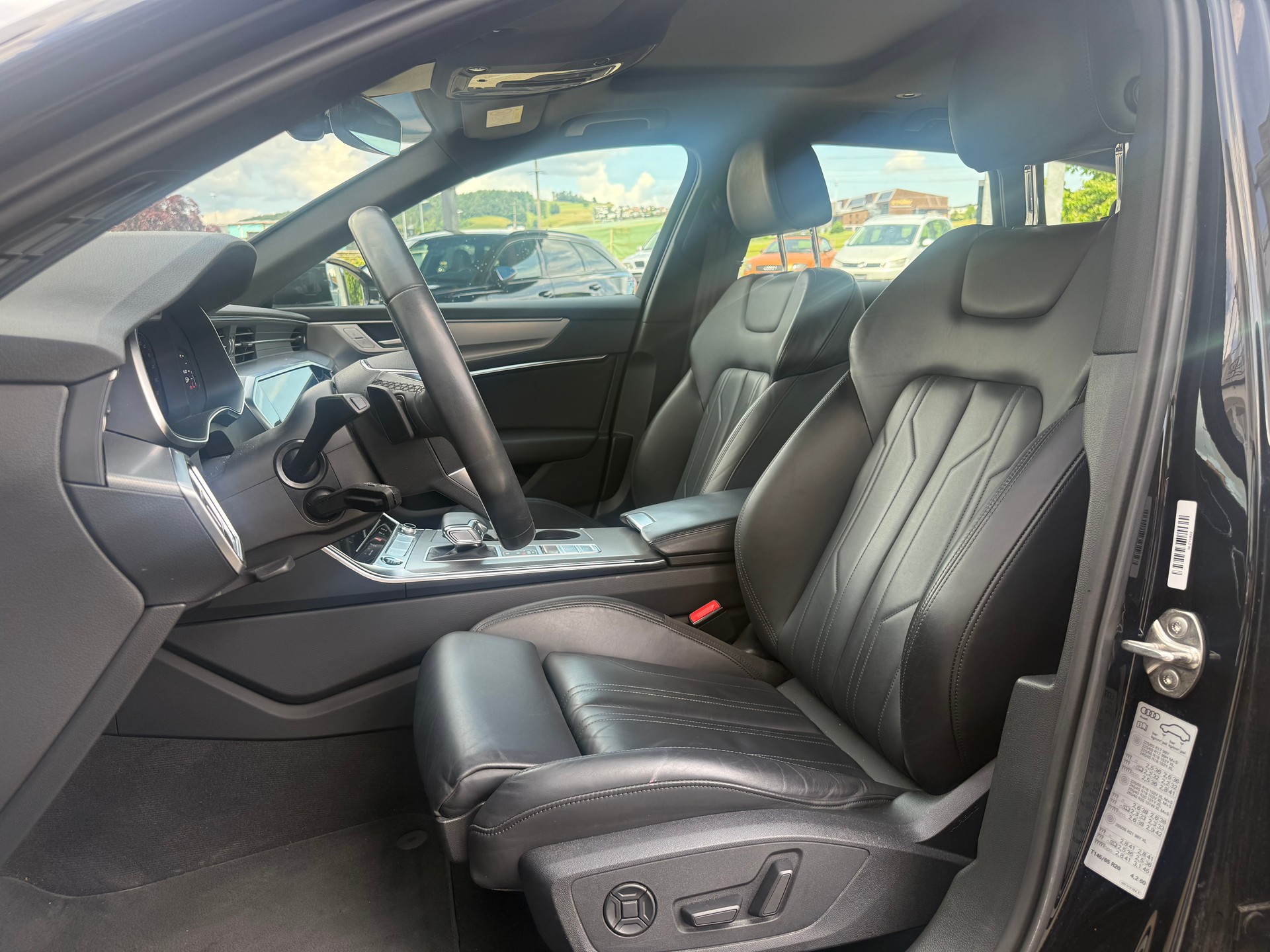 AUDI A6 Avant 2.0 45 TFSI Sport quattro S-Tronic-image-7