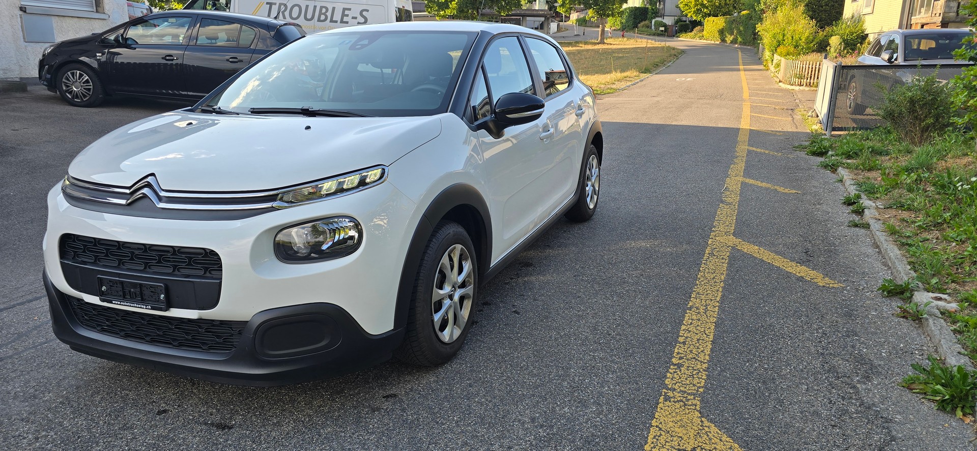 CITROEN C3 1.2i PureTech Feel-image-2