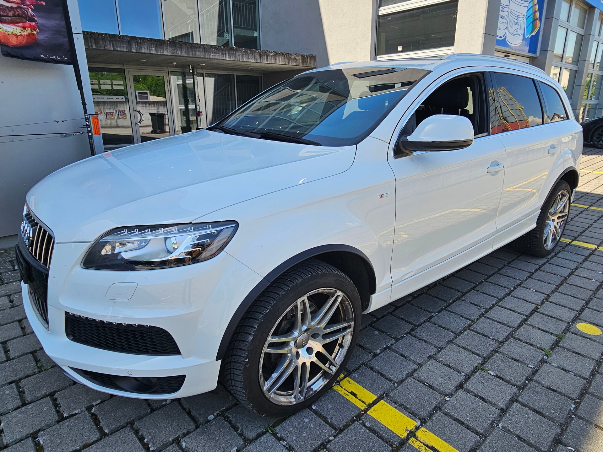 AUDI Q7 3.0 TDI quattro tiptronic-image-2