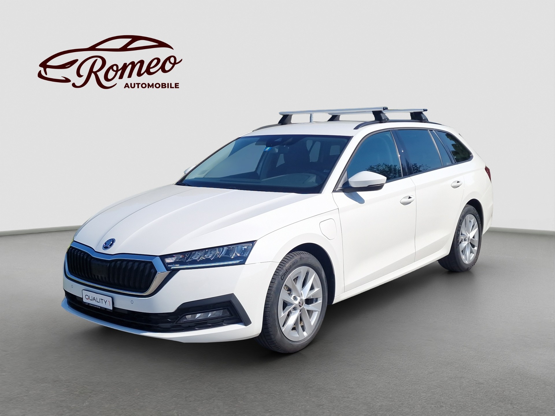 SKODA Octavia Combi 1.4 TSI Plug-In-Hybrid DSG Ambition ** Frisch ab MFK & Service ** CH Auto ** 1. Hand ** Batterie Zertifikat 92% **