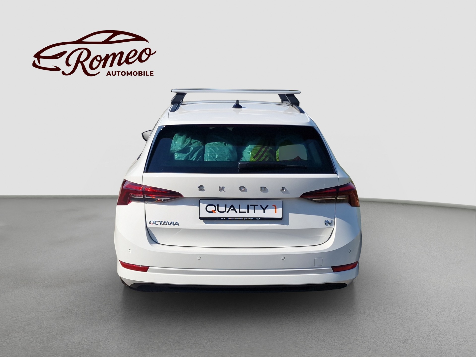 SKODA Octavia Combi 1.4 TSI Plug-In-Hybrid DSG Ambition ** Frisch ab MFK & Service ** CH Auto ** 1. Hand ** Batterie Zertifikat 92% **-image-4