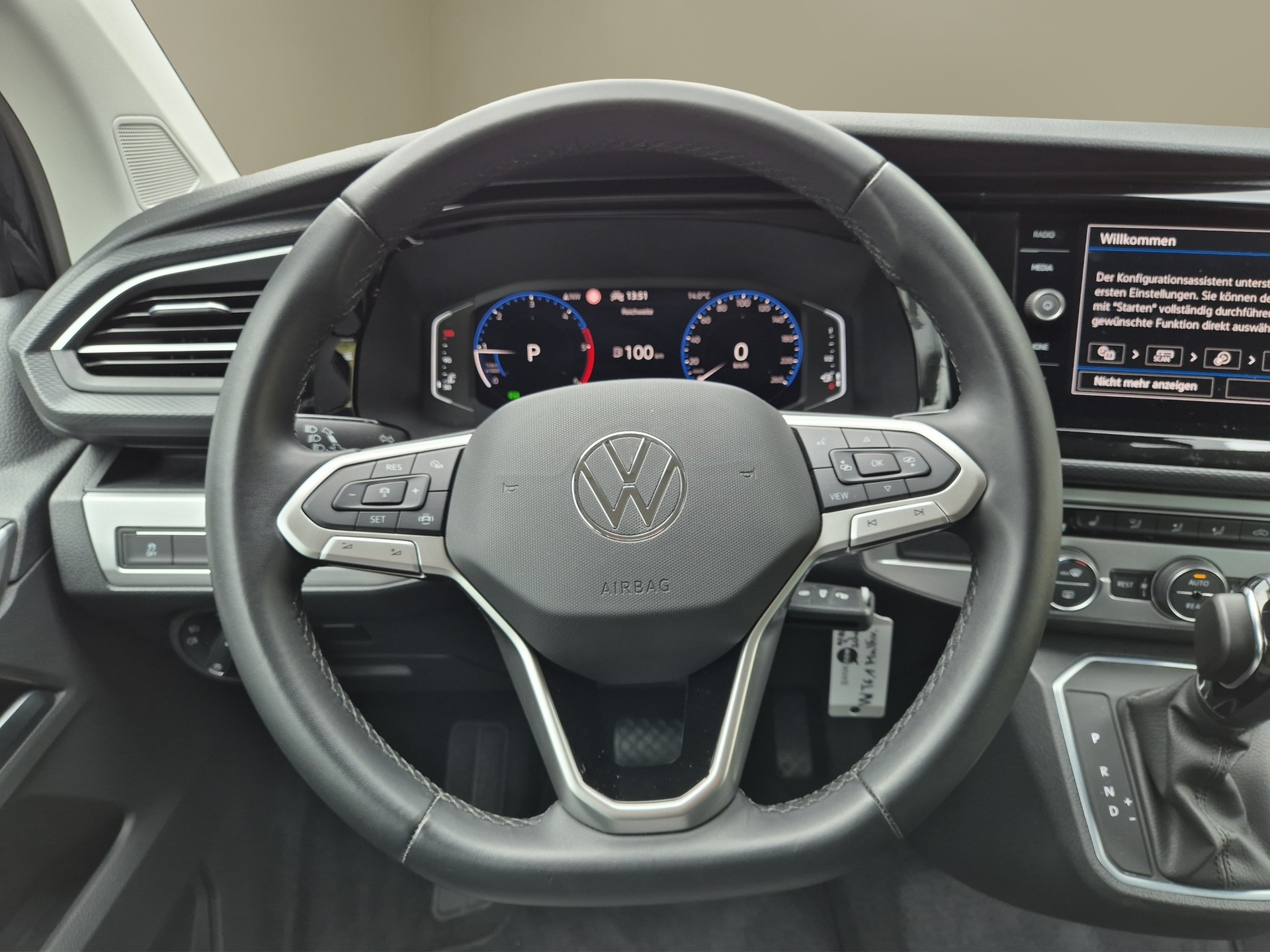 VW T6.1 Multivan 2.0 Bi-TDI Comfortline 4Motion DSG-image-12