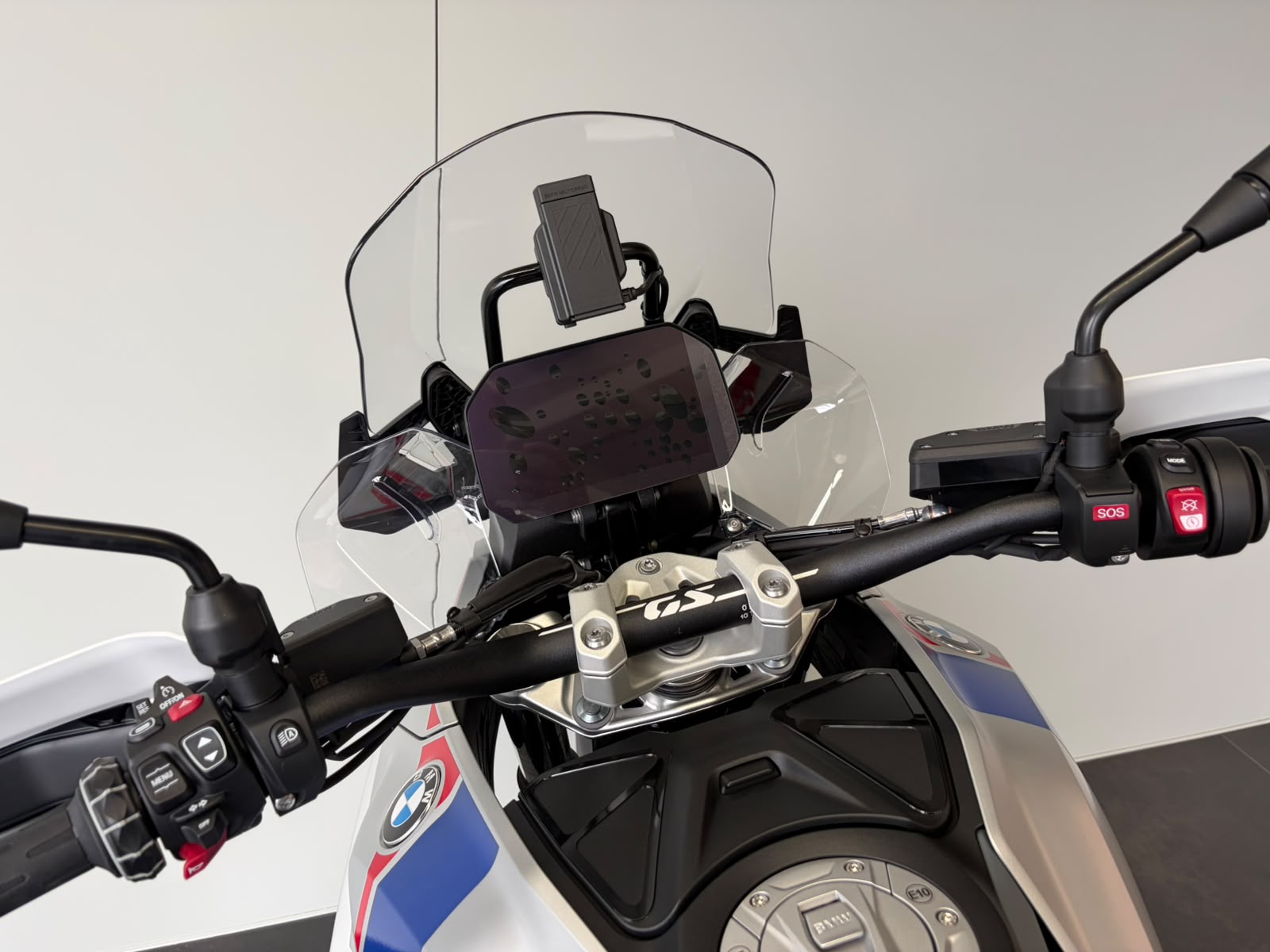 BMW R 1300 GS-image-8