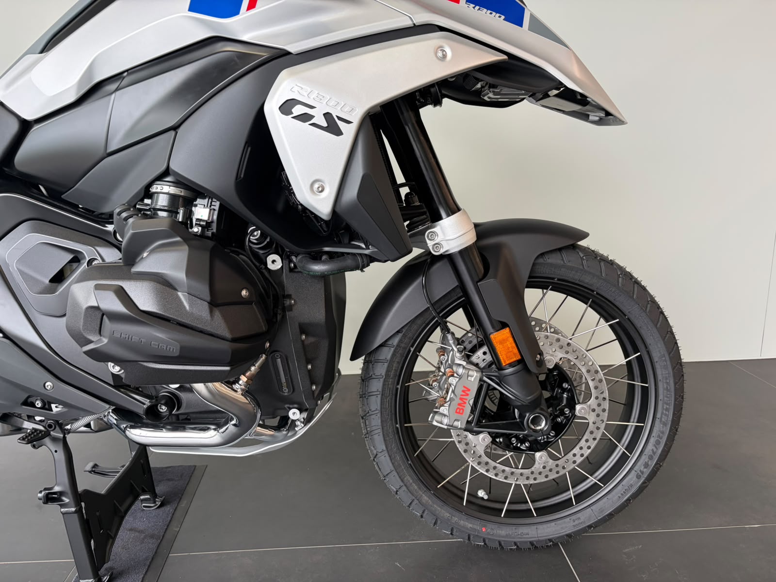 BMW R 1300 GS-image-9