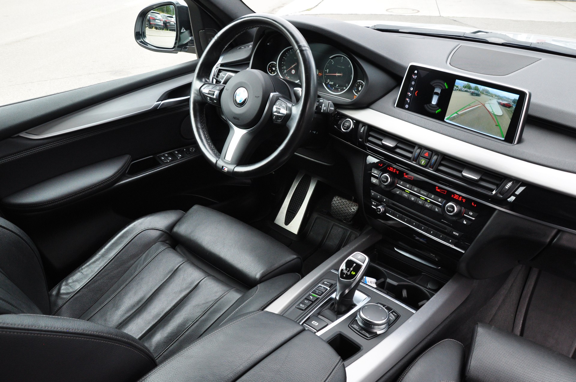 BMW X5 xDrive 40d Steptronic M Sportpaket-image-13