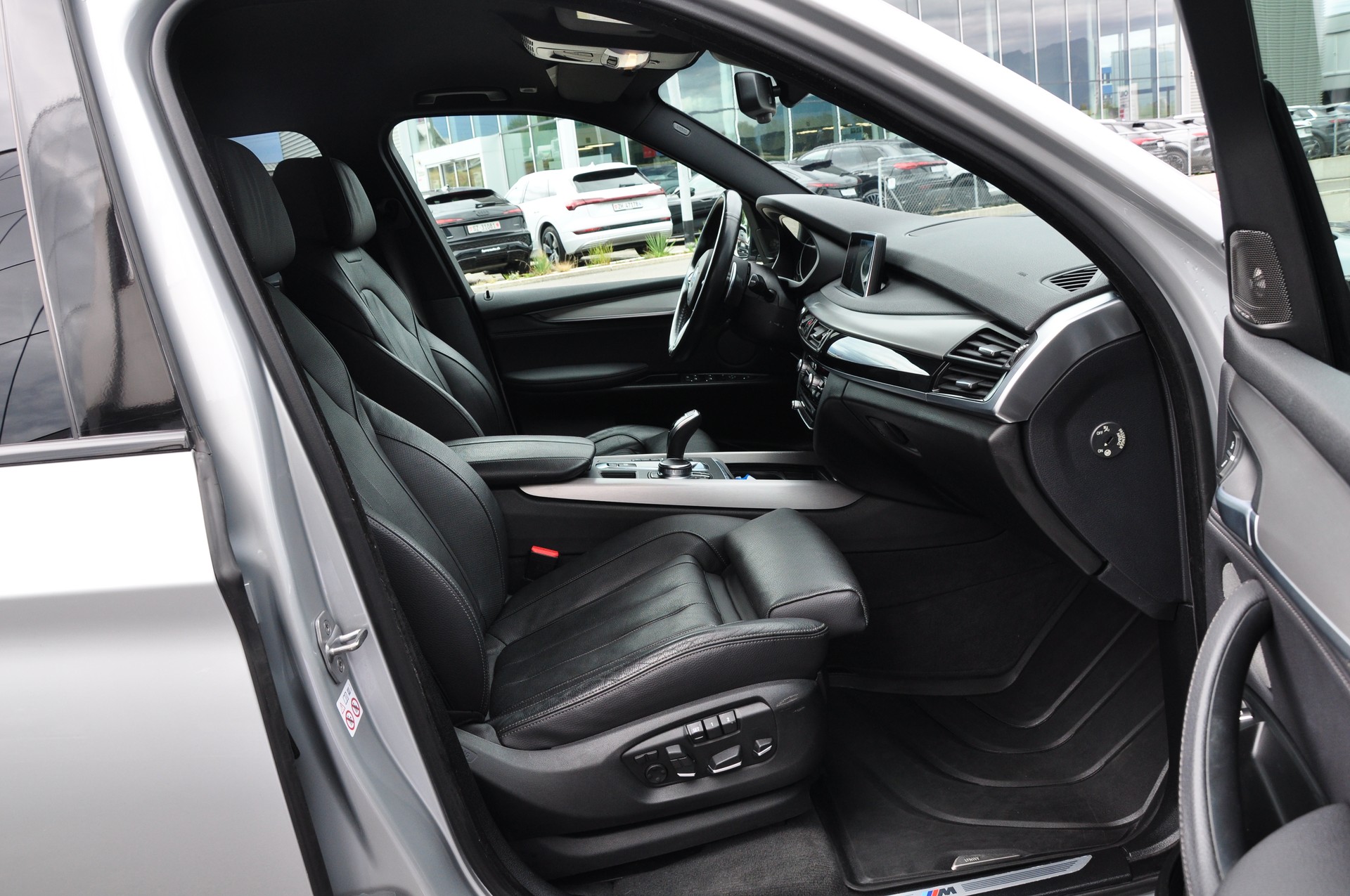 BMW X5 xDrive 40d Steptronic M Sportpaket-image-14