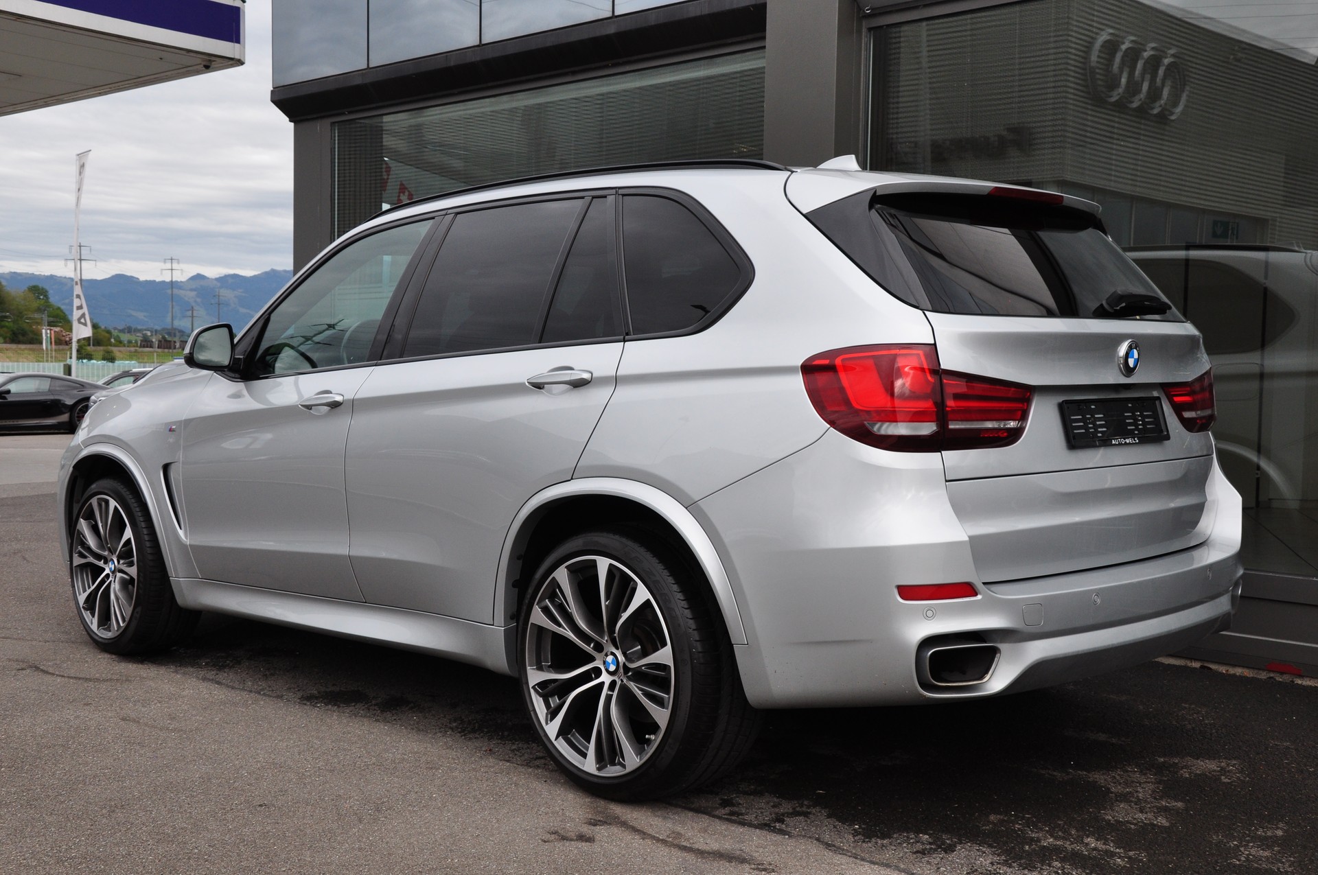 BMW X5 xDrive 40d Steptronic M Sportpaket-image-6
