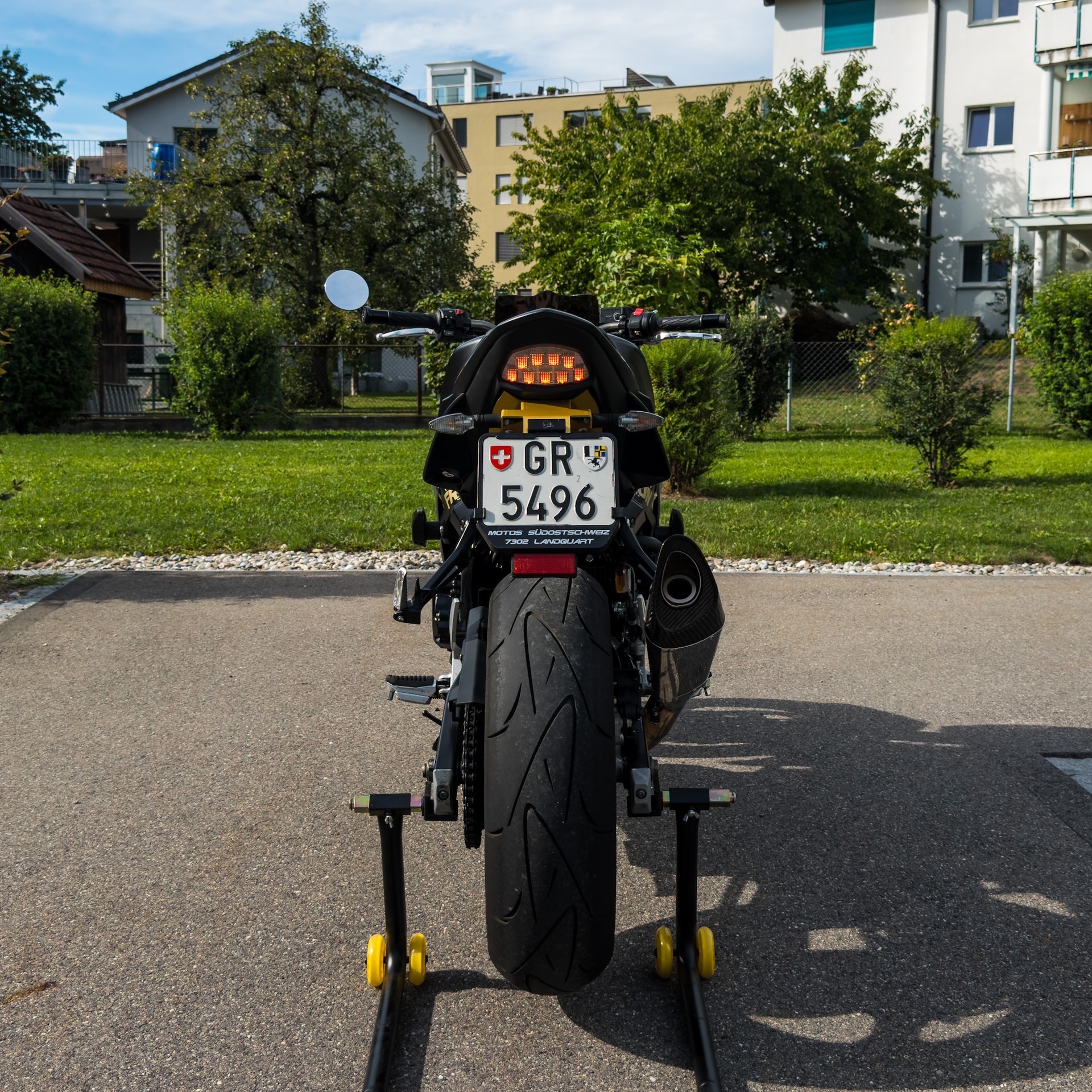SUZUKI GSR 750 ABS Freegun-image-5