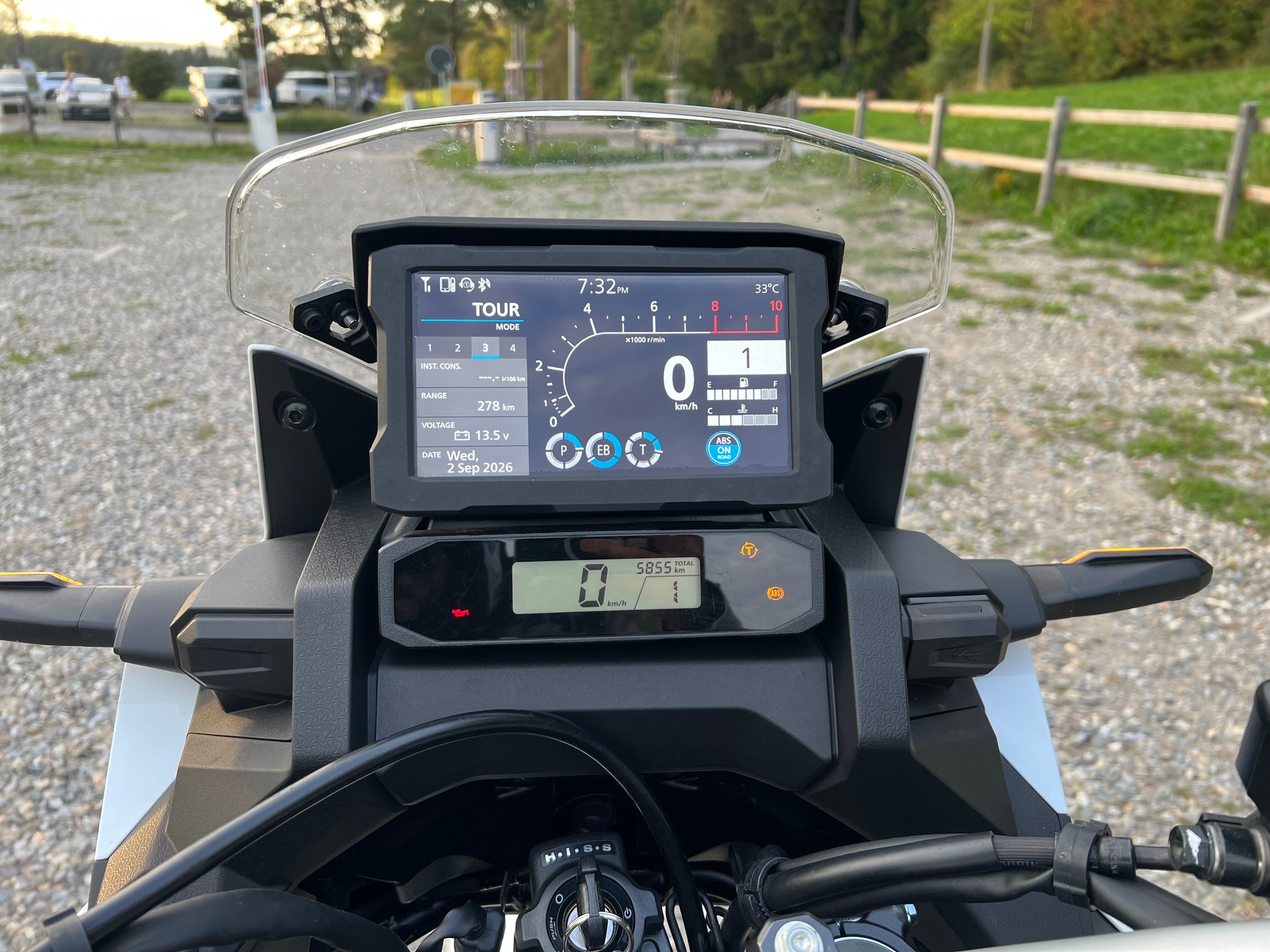 HONDA CRF 1100 Africa Twin-image-5
