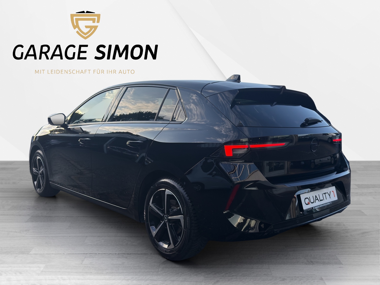 OPEL Astra 1.2i Turbo GS A ***DISTANZREGELUNG / WERKSGARANTIE***-showroom-element-2