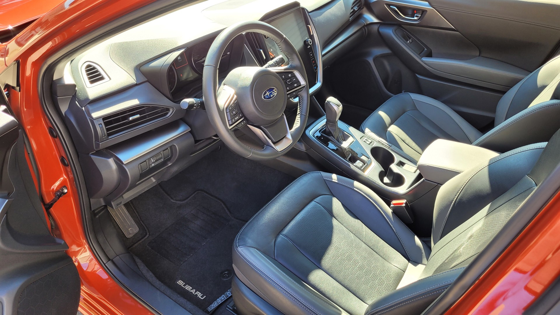 SUBARU Impreza 2.0 e-Boxer Luxury AWD Lineartronic-image-6