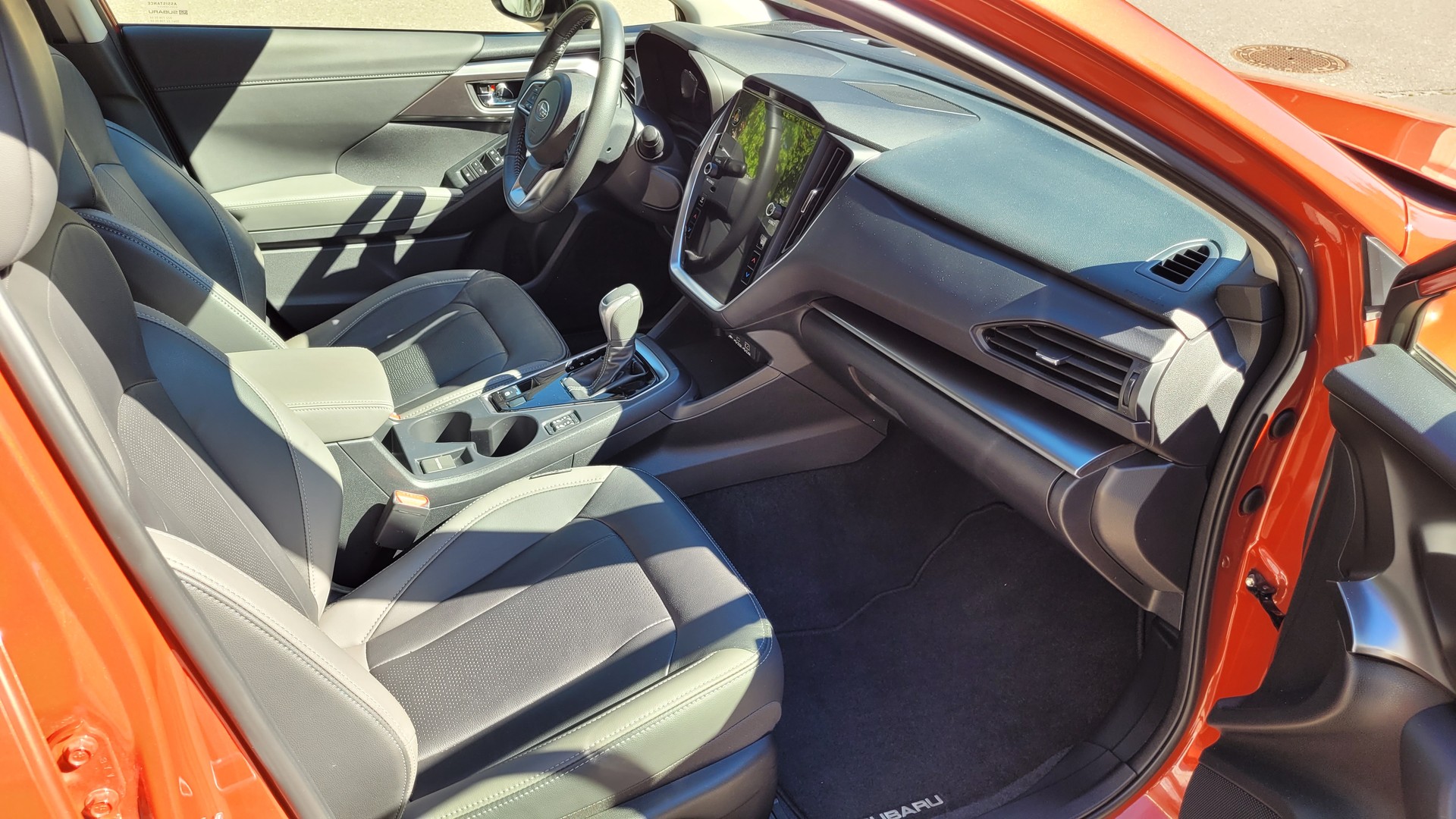 SUBARU Impreza 2.0 e-Boxer Luxury AWD Lineartronic-image-19