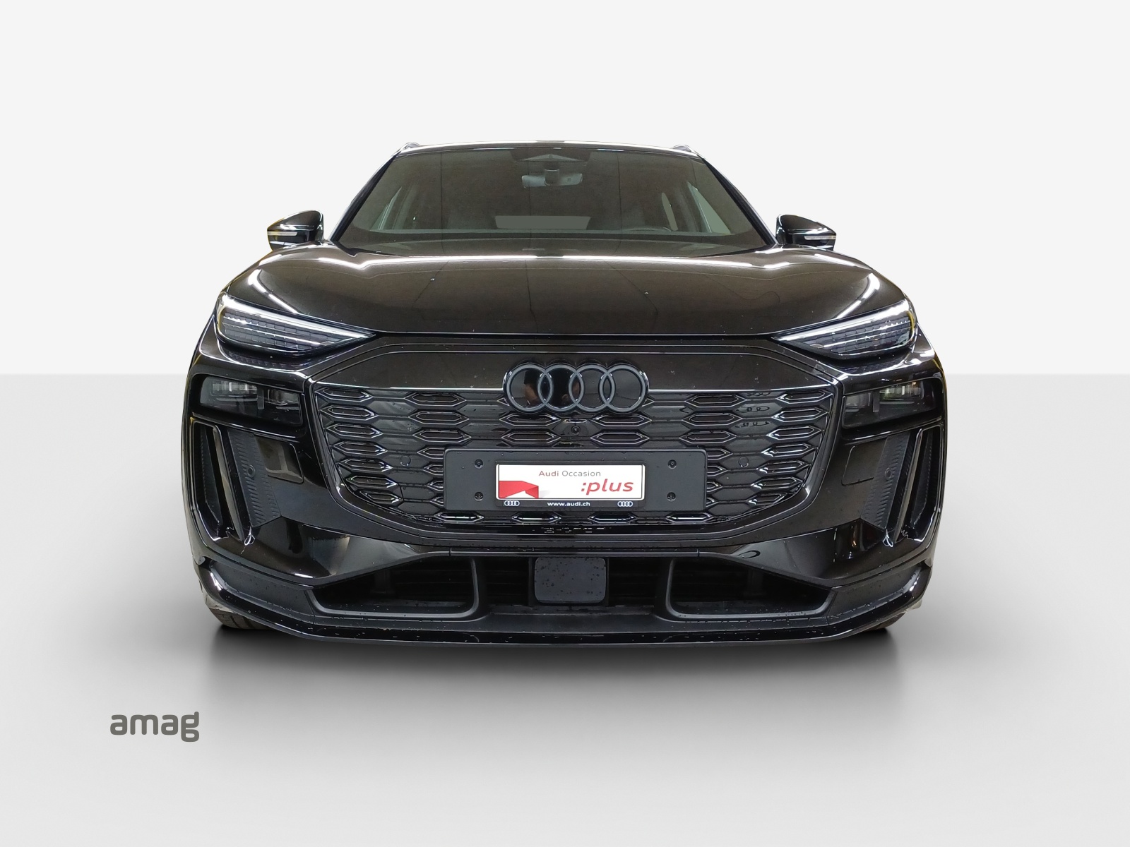 AUDI Q6 e-tron quattro-image-7