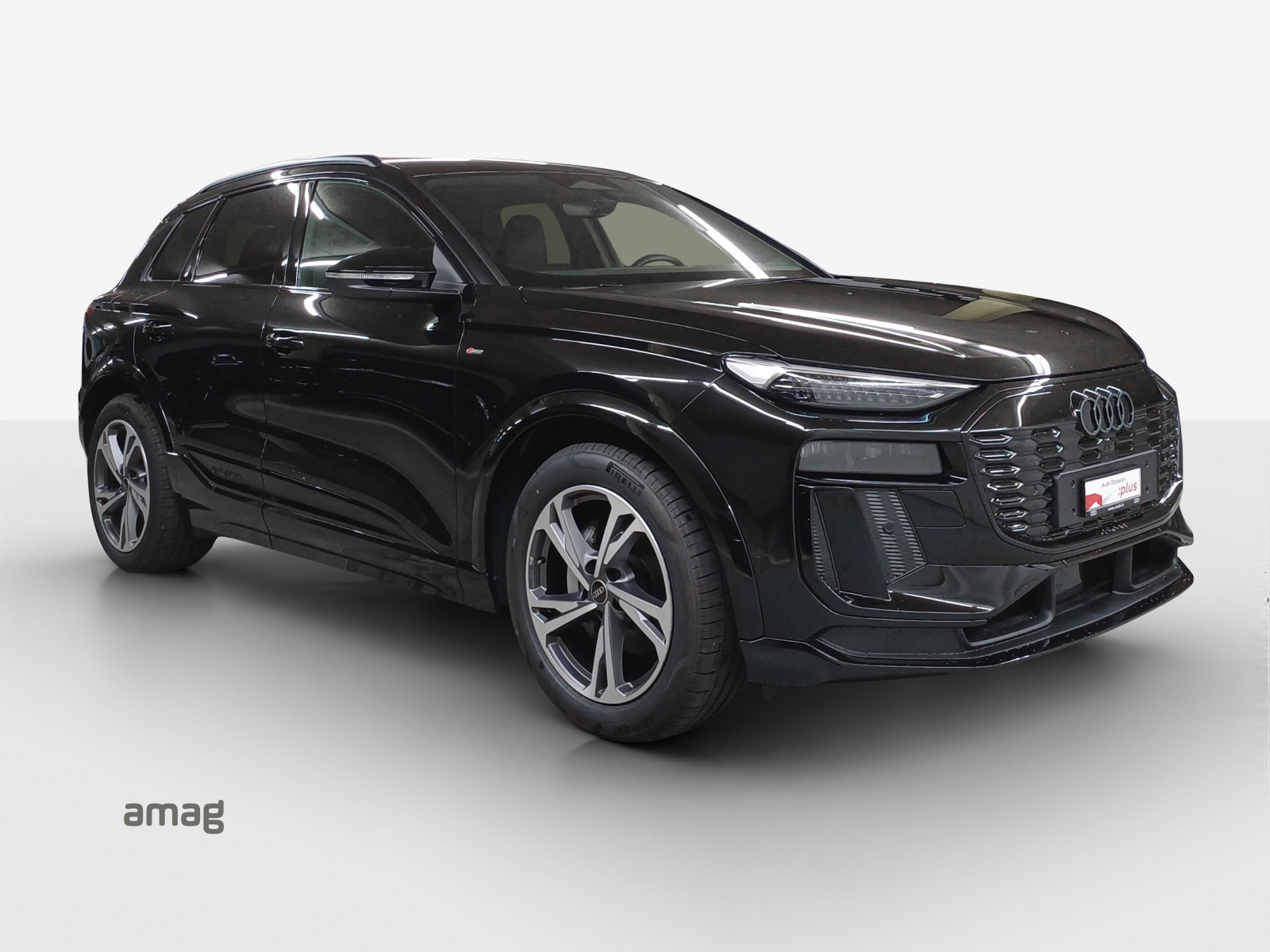 AUDI Q6 e-tron quattro-image-6