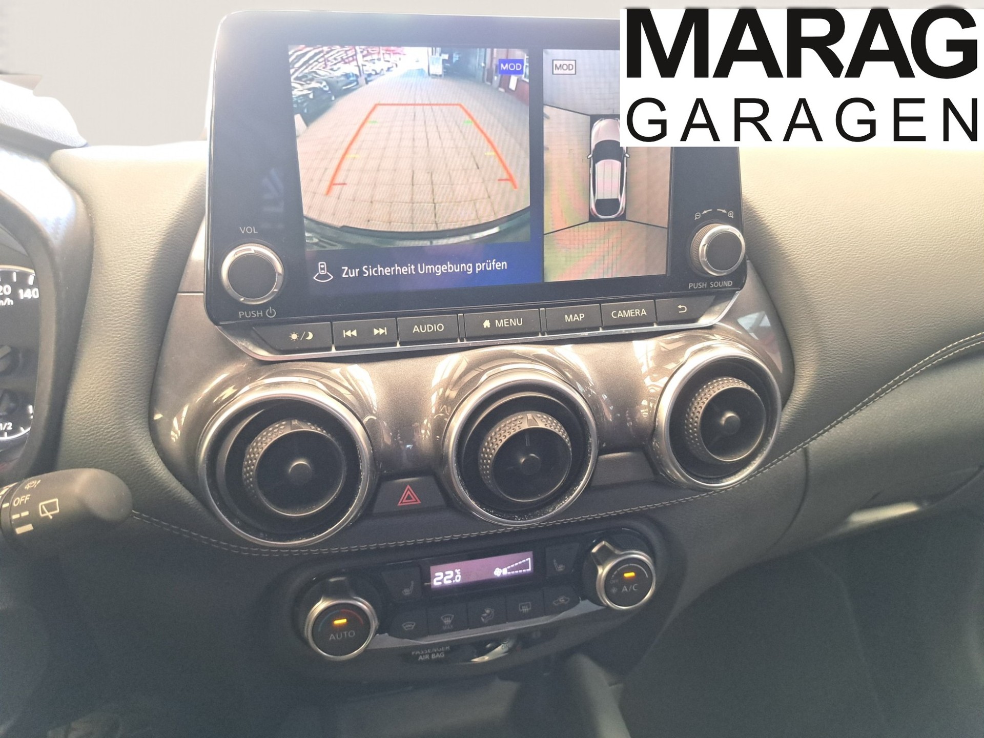 NISSAN Juke 1.0 DIG-T N-Connecta DCT-image-12