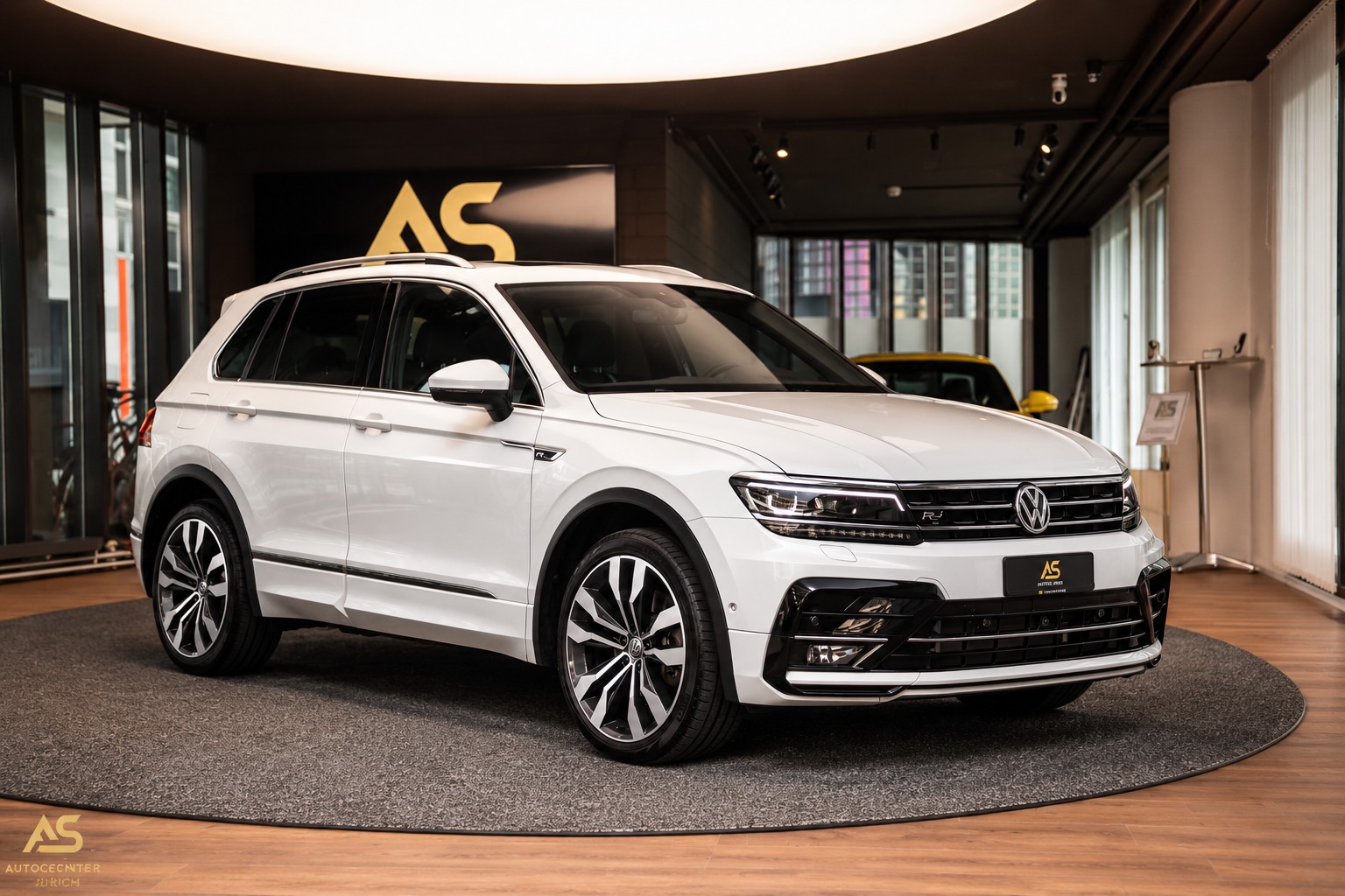 VW Tiguan 2.0TSI Highline 4Motion DSG (CH) MASSAGE | HEADUP | 360°-showroom-element-1