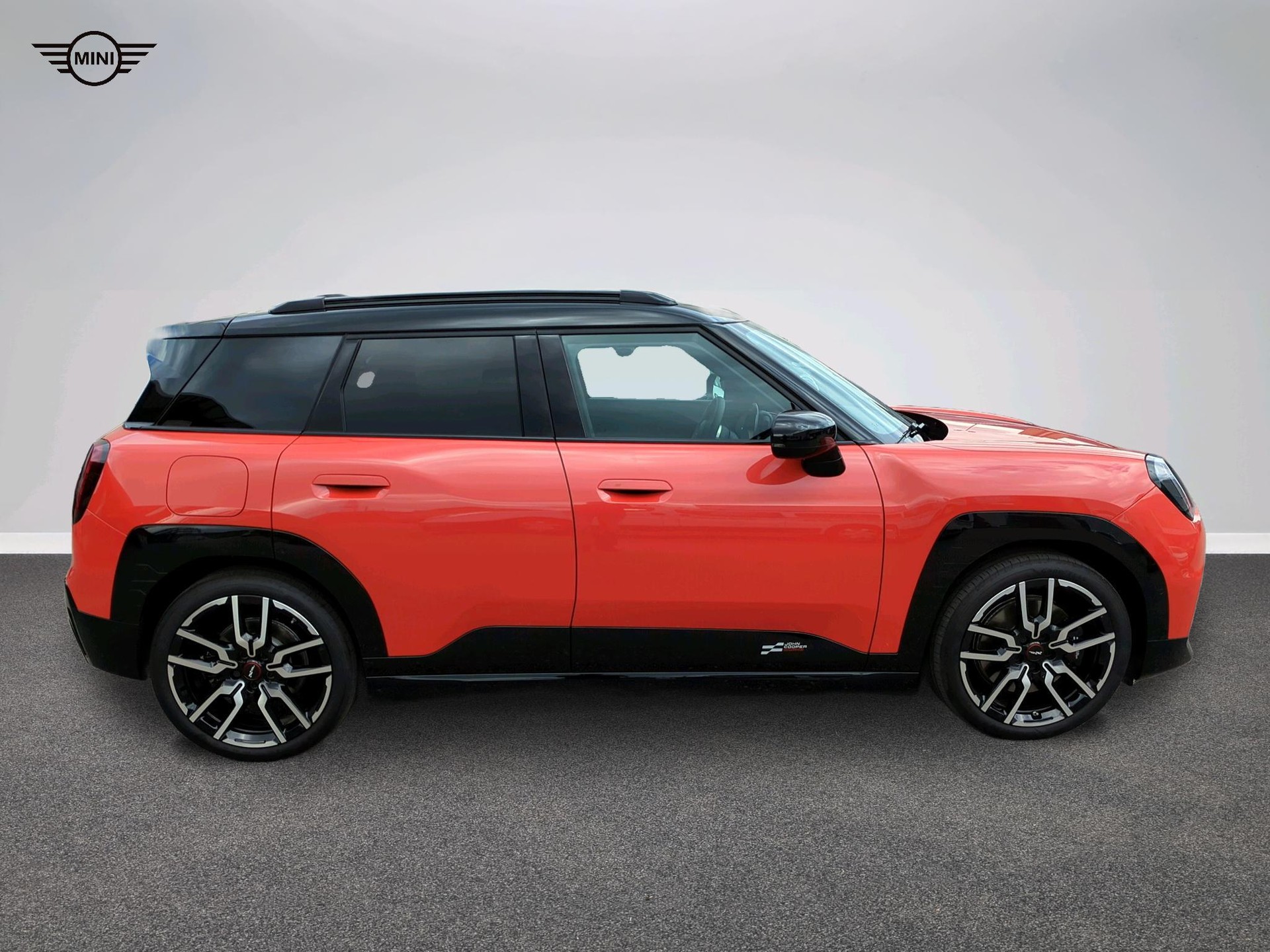MINI Aceman SE-showroom-element-2