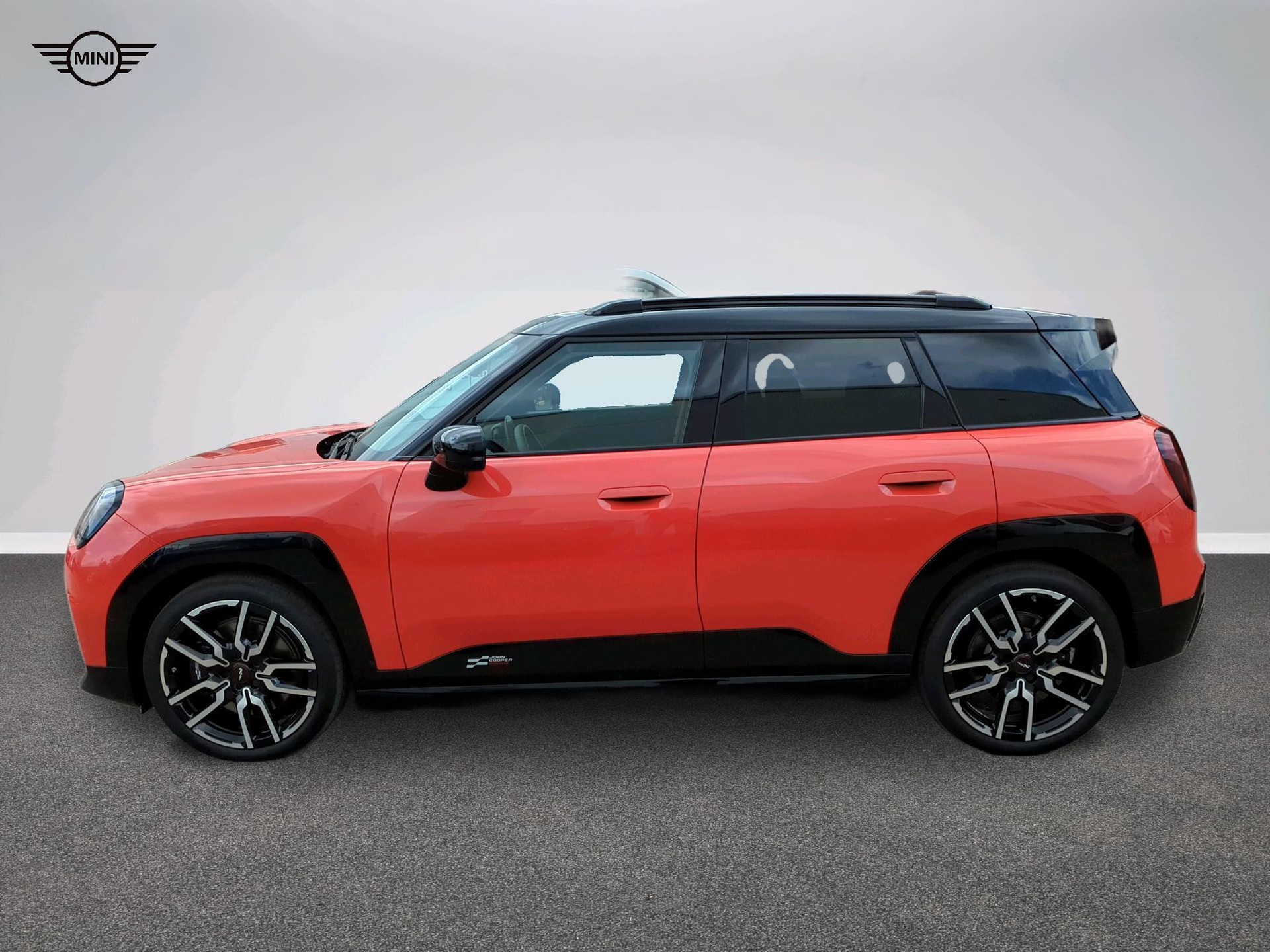 MINI Aceman SE-showroom-element-1