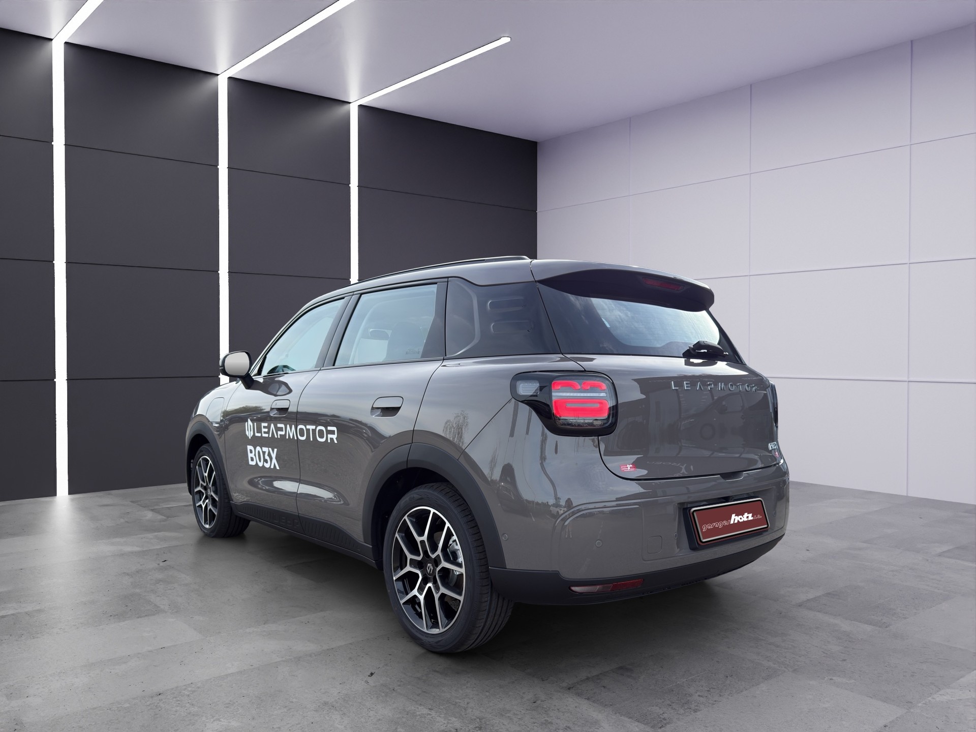 LEAPMOTOR B03X EV-showroom-element-3