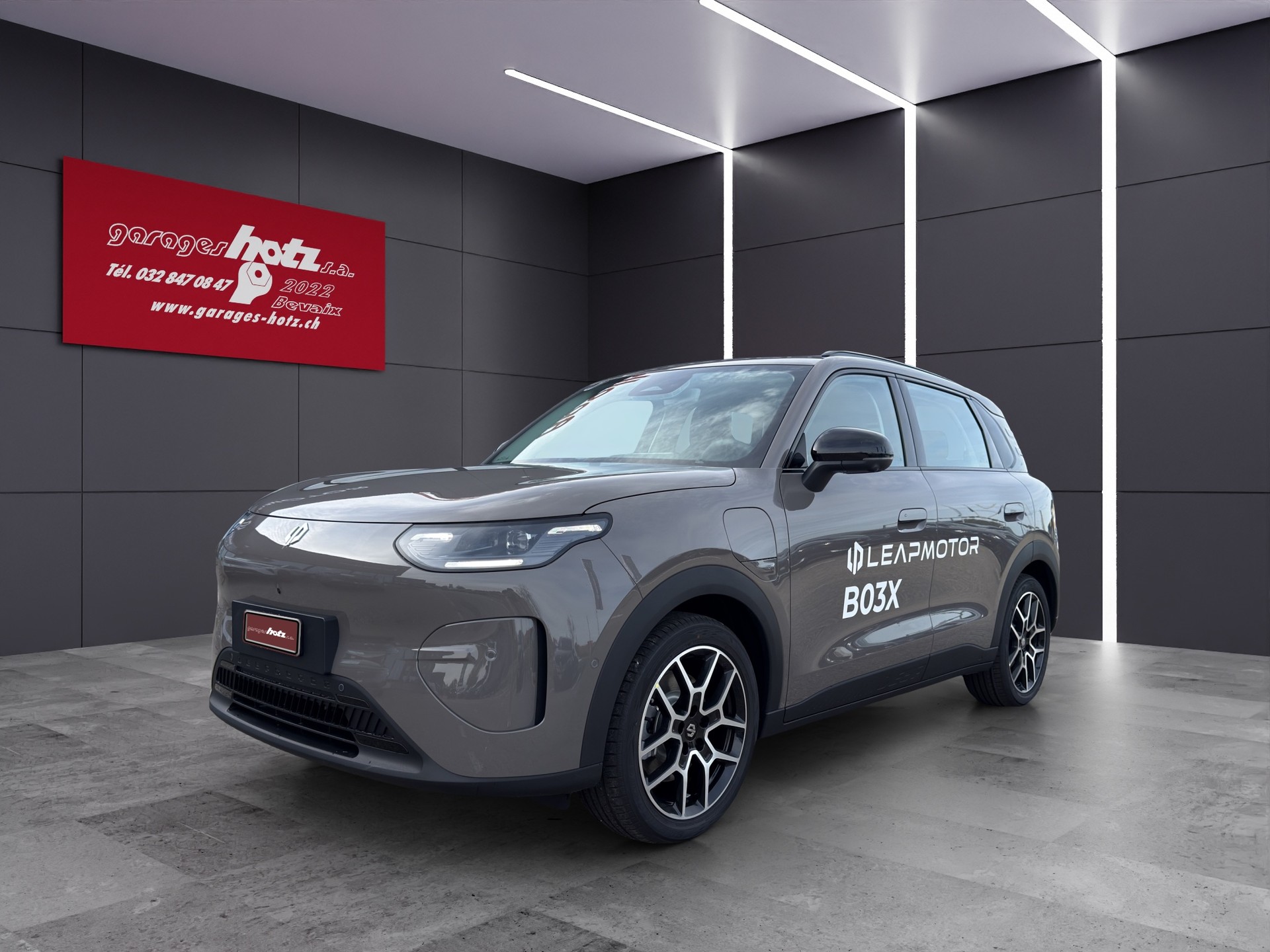 LEAPMOTOR B03X EV-showroom-element-1