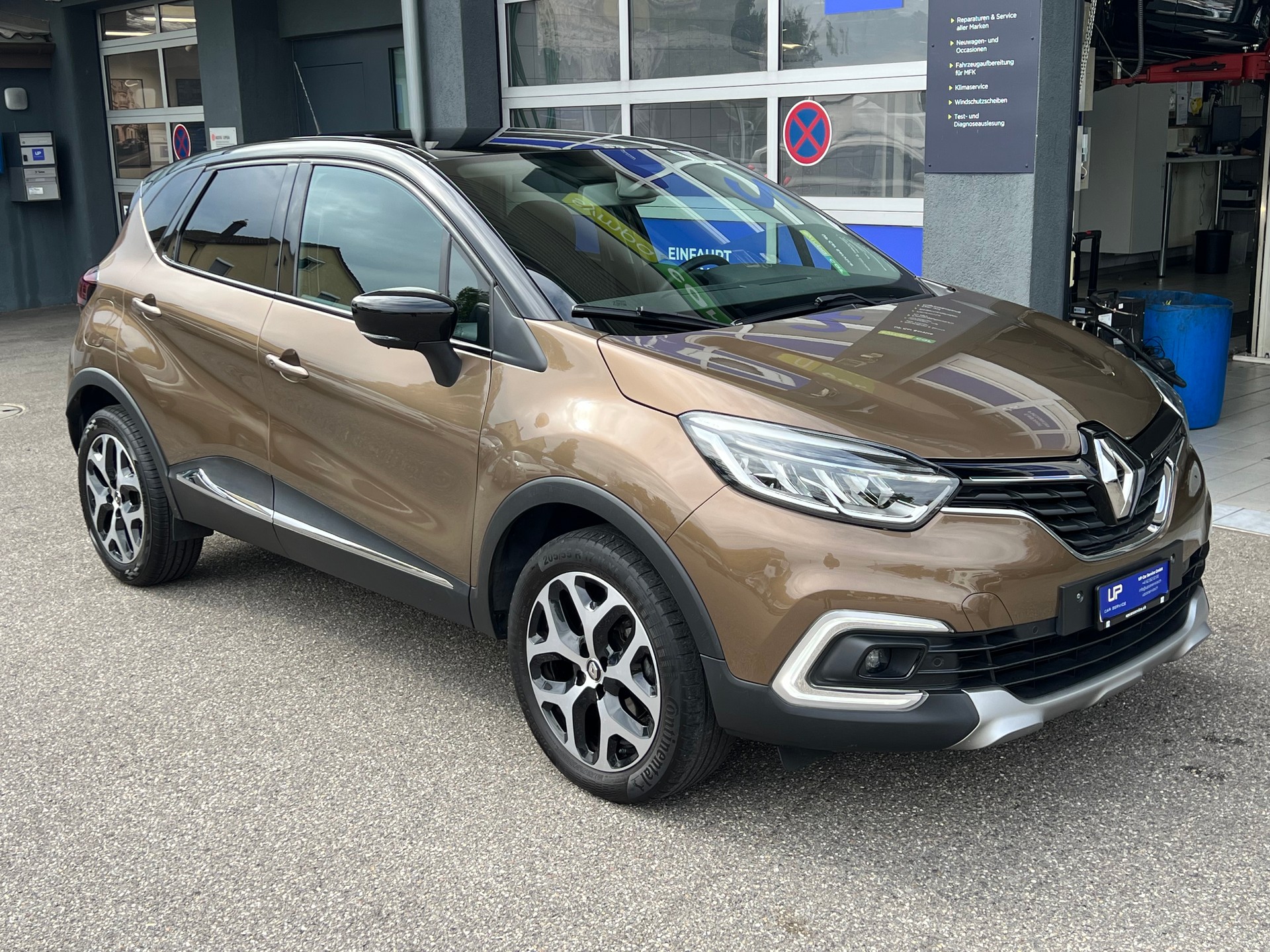 RENAULT Captur 1.2 TCe Intens EDC S/S-showroom-element-2