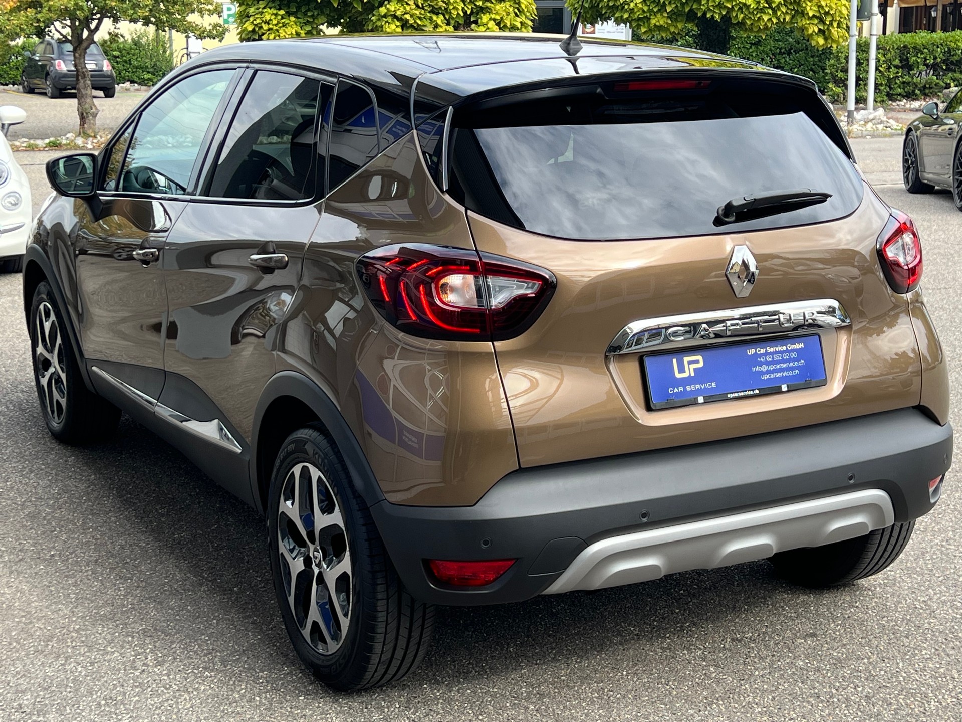 RENAULT Captur 1.2 TCe Intens EDC S/S-image-5