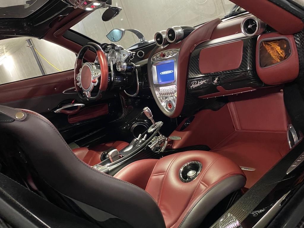 PAGANI Huayra Roadster-image-5
