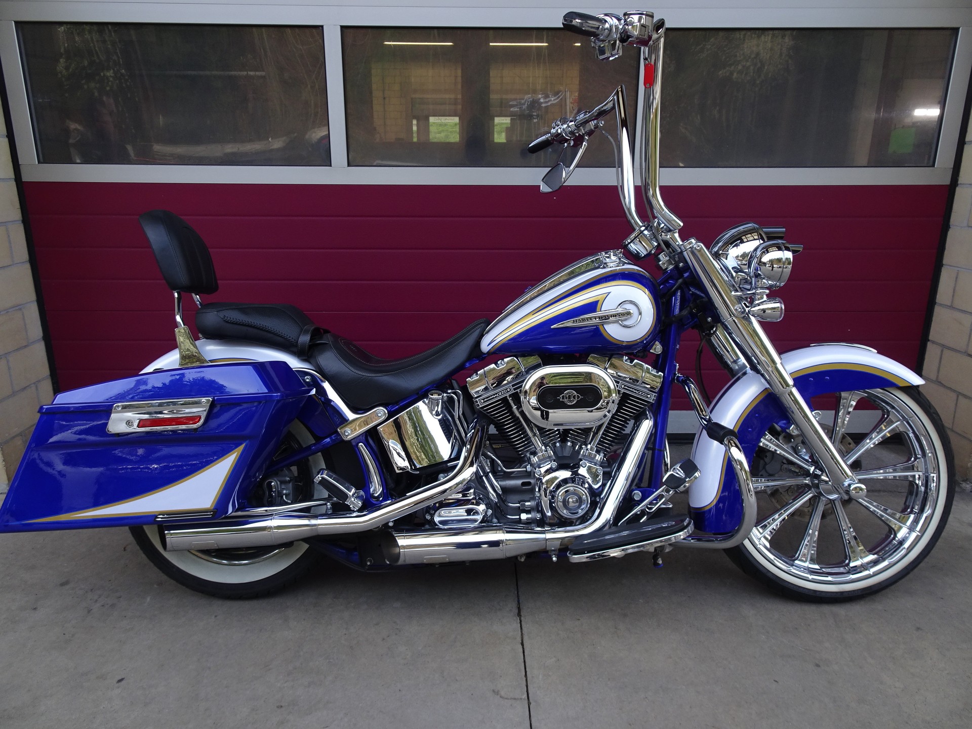 HARLEY-DAVIDSON FLSTNSE Softail Deluxe ABS CVO-image-0