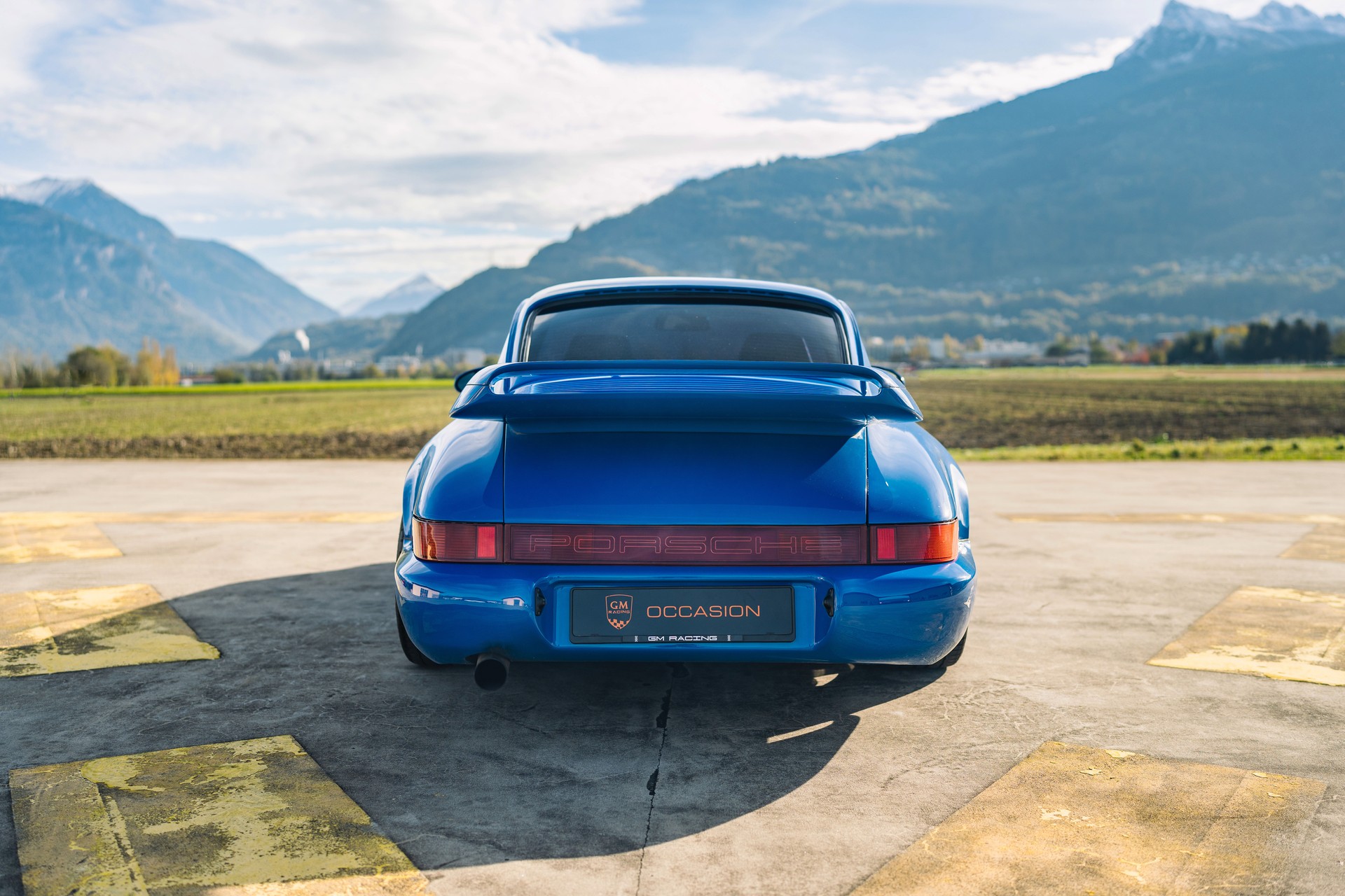 PORSCHE 911 Carrera-image-4