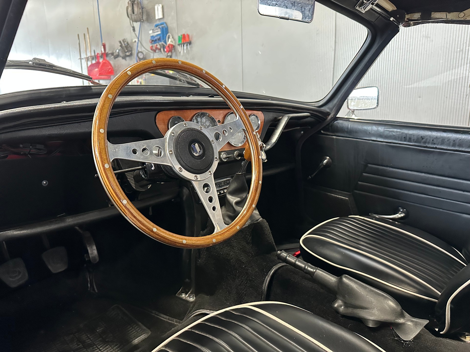 TRIUMPH MK3-image-5