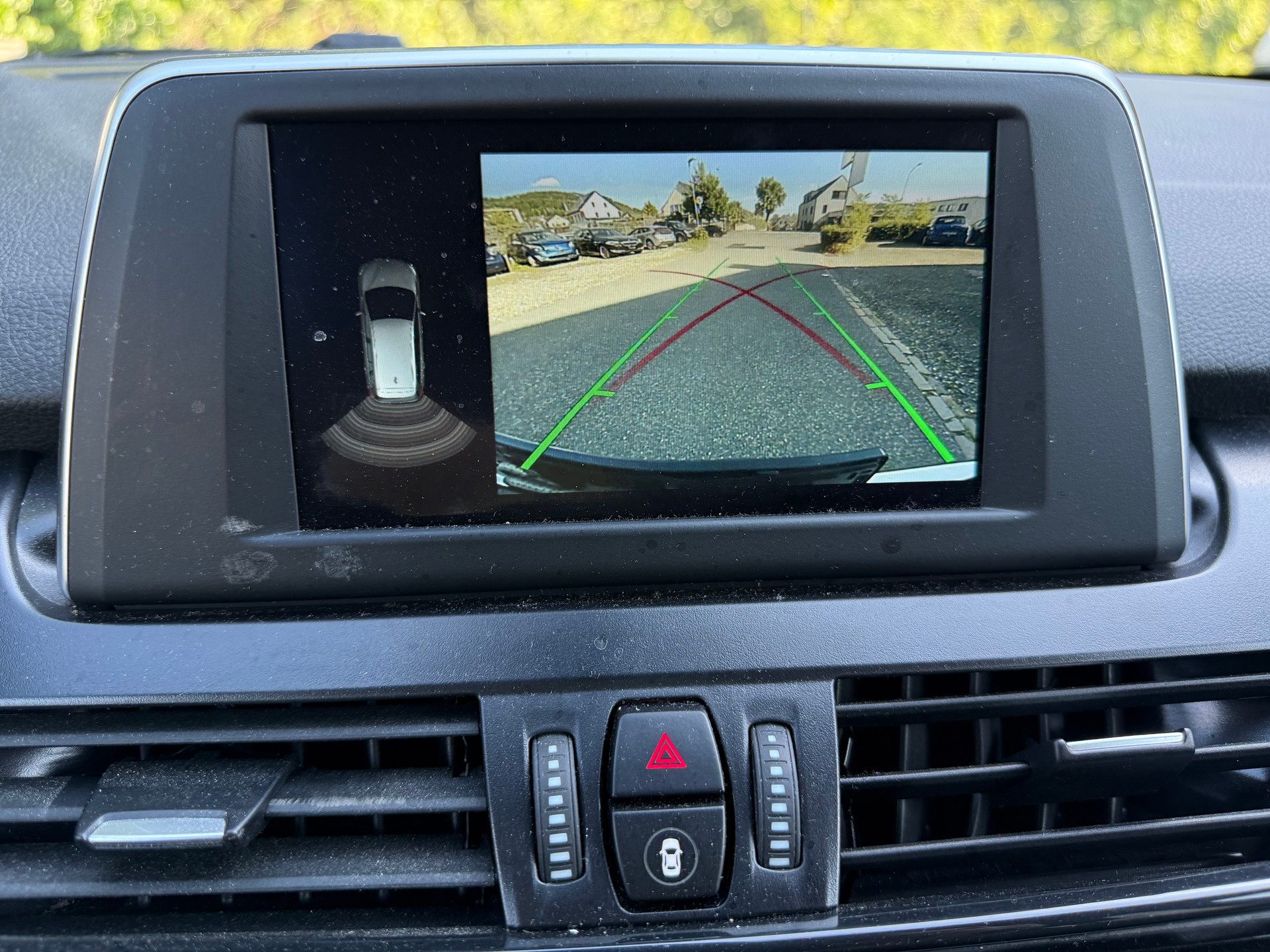 BMW 216d Gran Tourer-image-13
