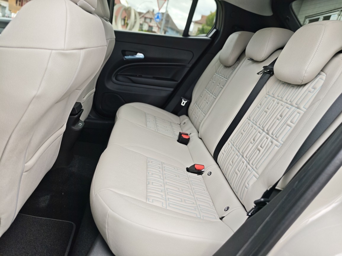 FIAT 600 1.2 Hybrid 136 La Prima Bicolore-image-6