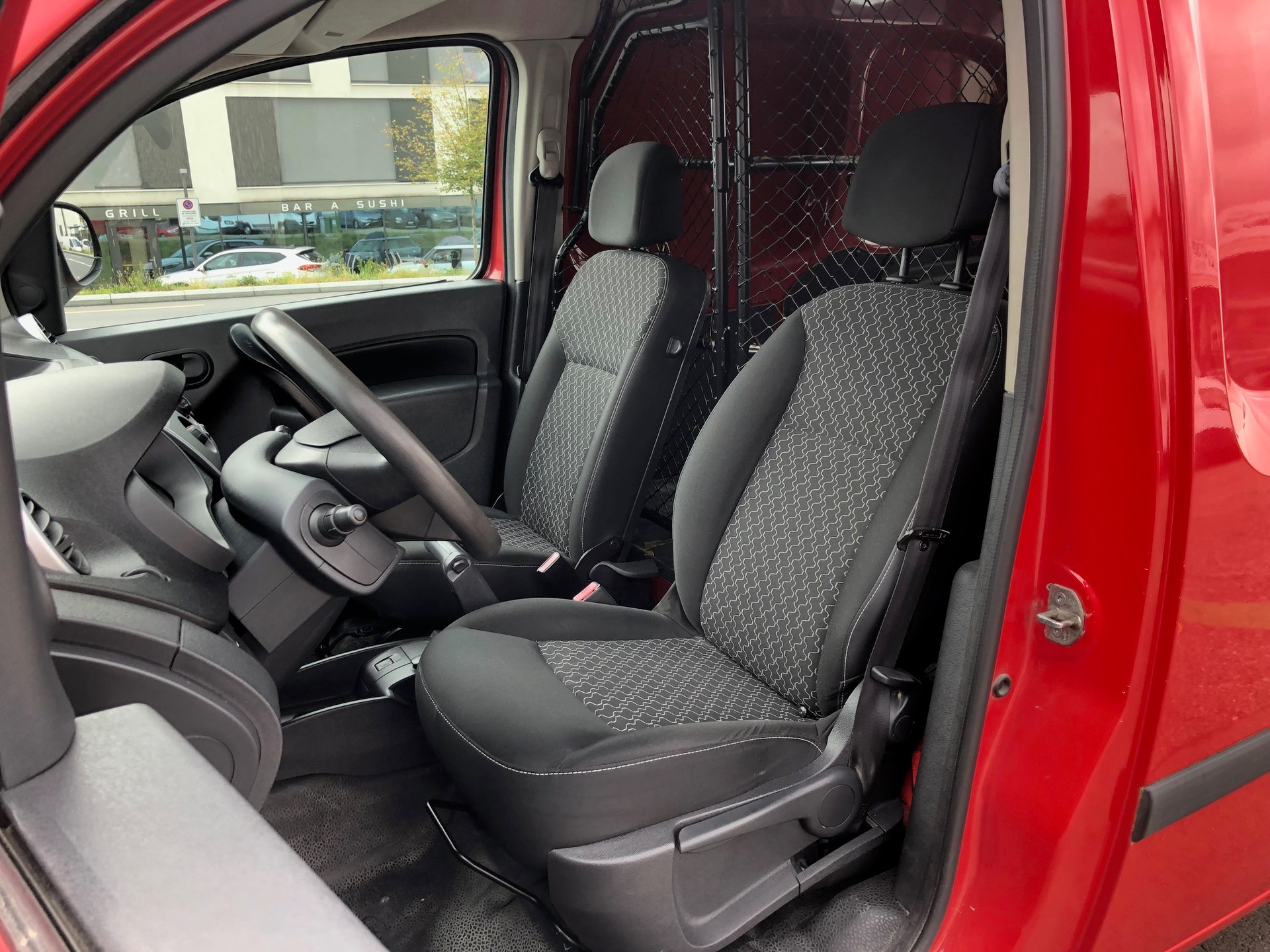 RENAULT Kangoo Medium TCe 115 ENERGY Business-image-9