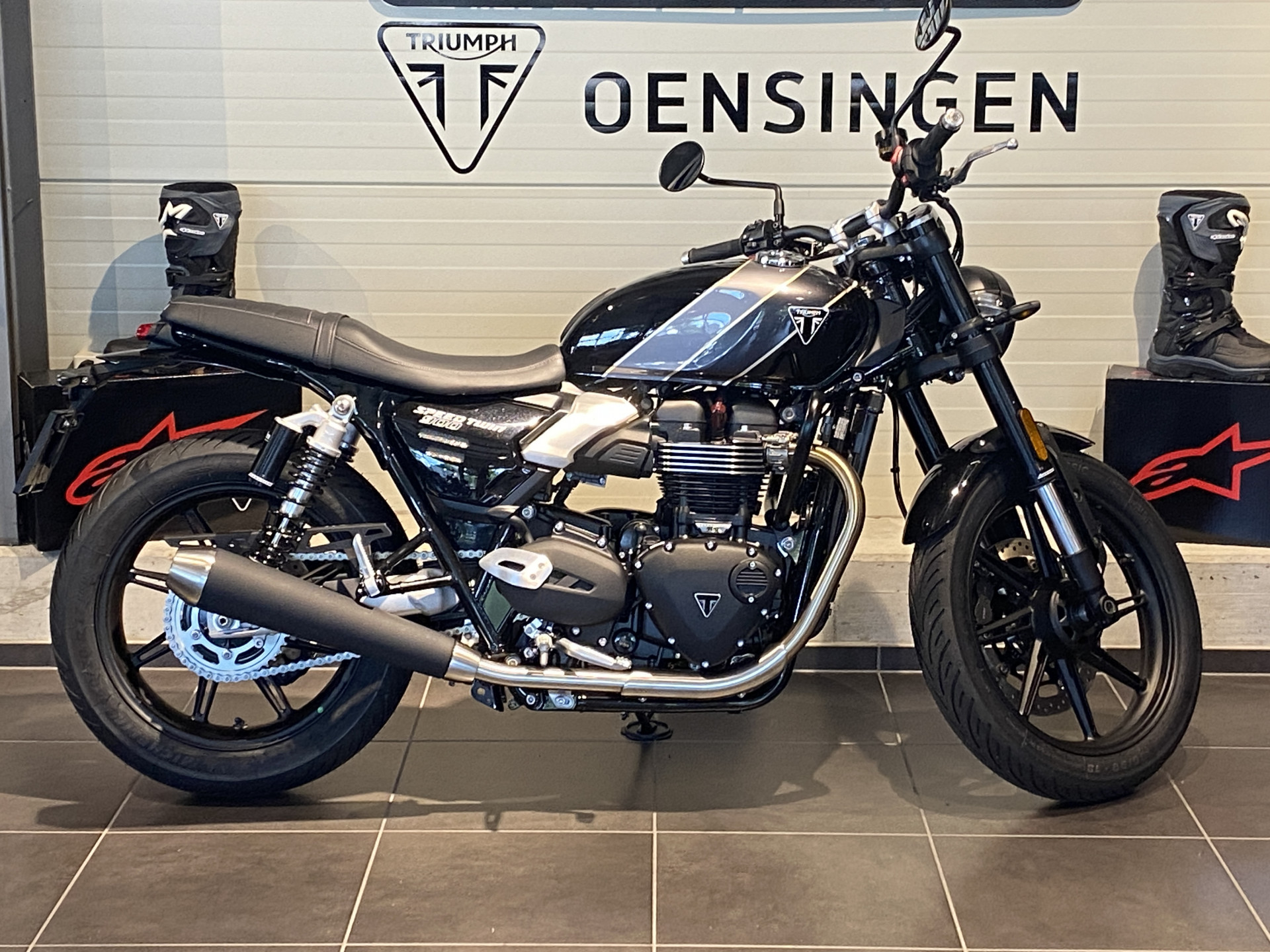 TRIUMPH Speed Twin 900 (4.49 % Power Leasing - Gültig bis 31.06.2026)-image-3