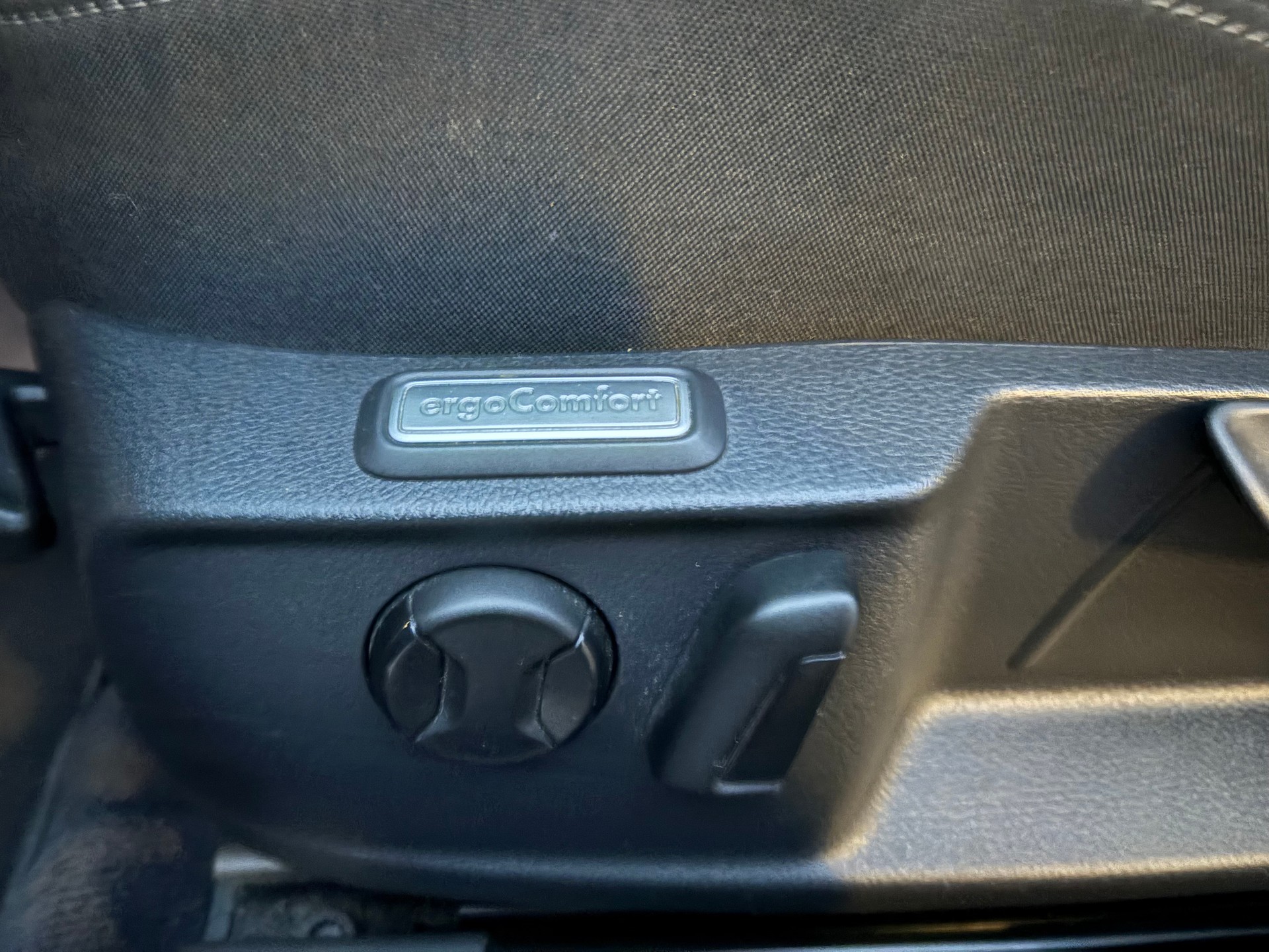 VW Passat Variant 2.0 TDI BMT Comfortline DSG-image-13
