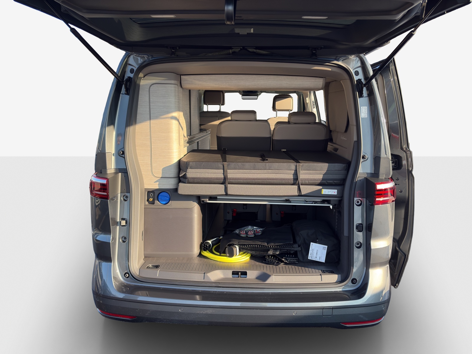 VW California eHybrid Ocean 4Motion-image-12
