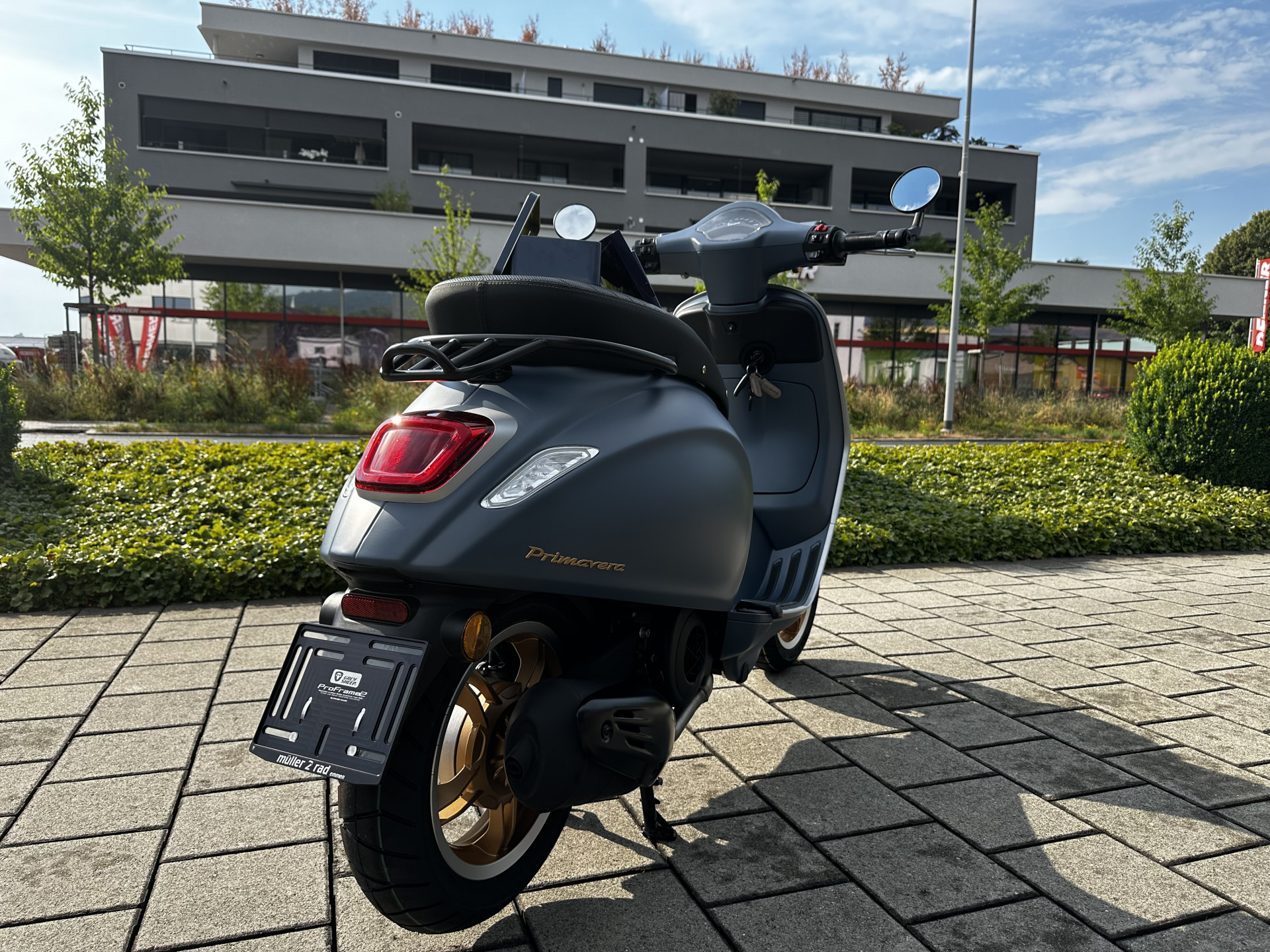 PIAGGIO Vespa Primavera 125-image-4