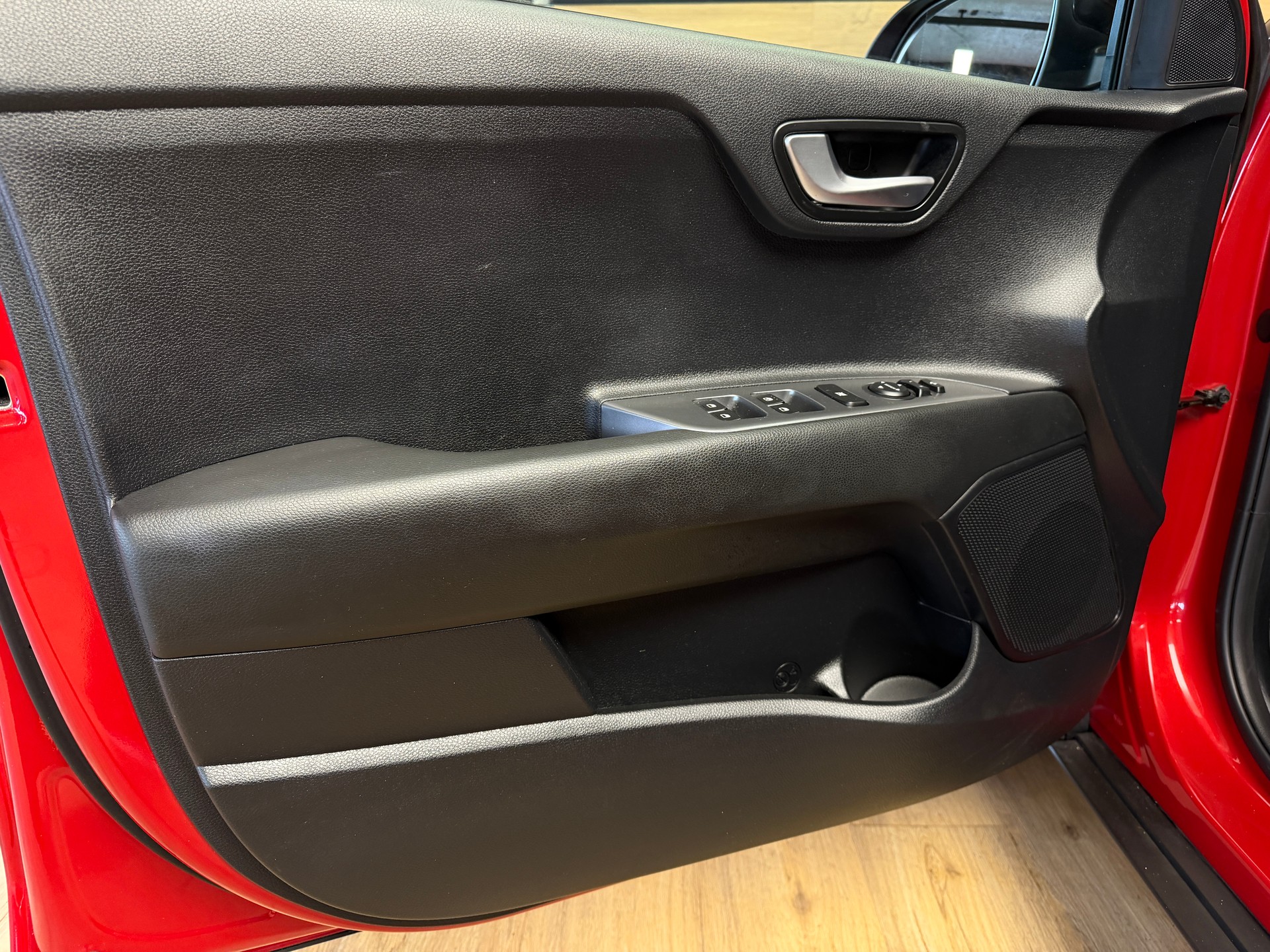 KIA Stonic 1.0 T-GDI MHEV GT-Line iMT-image-18