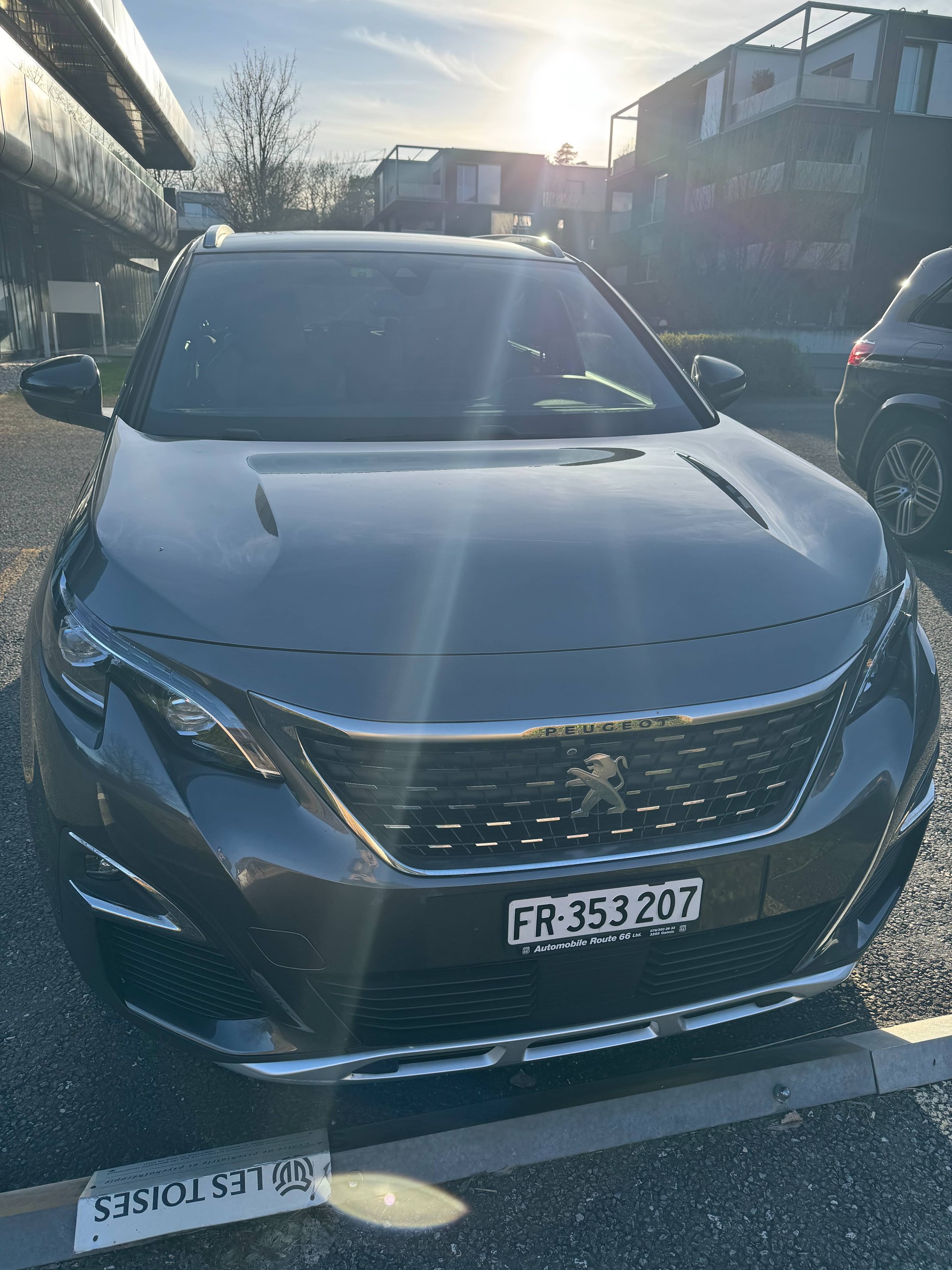 PEUGEOT 5008 1.6 BlueHDi GT Line ETA-image-1
