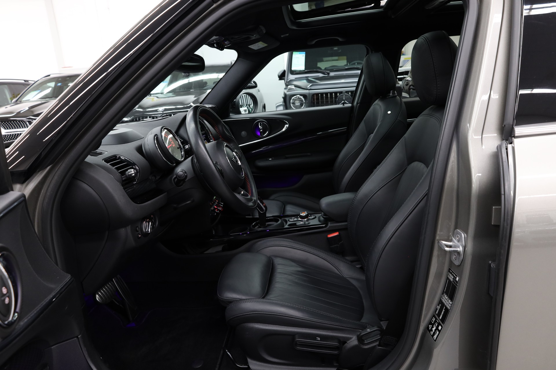 MINI Clubman F54 2.0i John Cooper Works ALL4-image-14