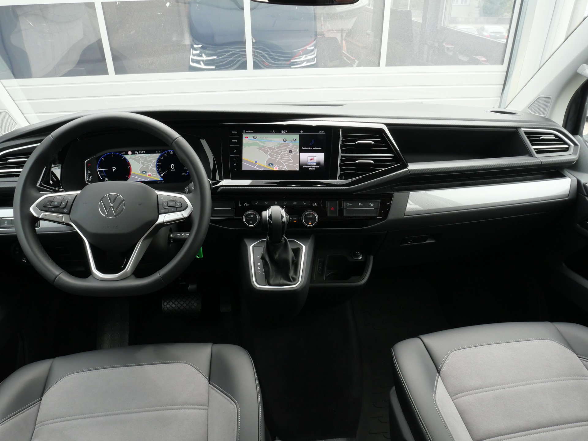 VW T6.1 Multivan 2.0 Bi-TDI Generation Six Highline 4Motion DSG *Neuzustand, CH-Auto*-image-16